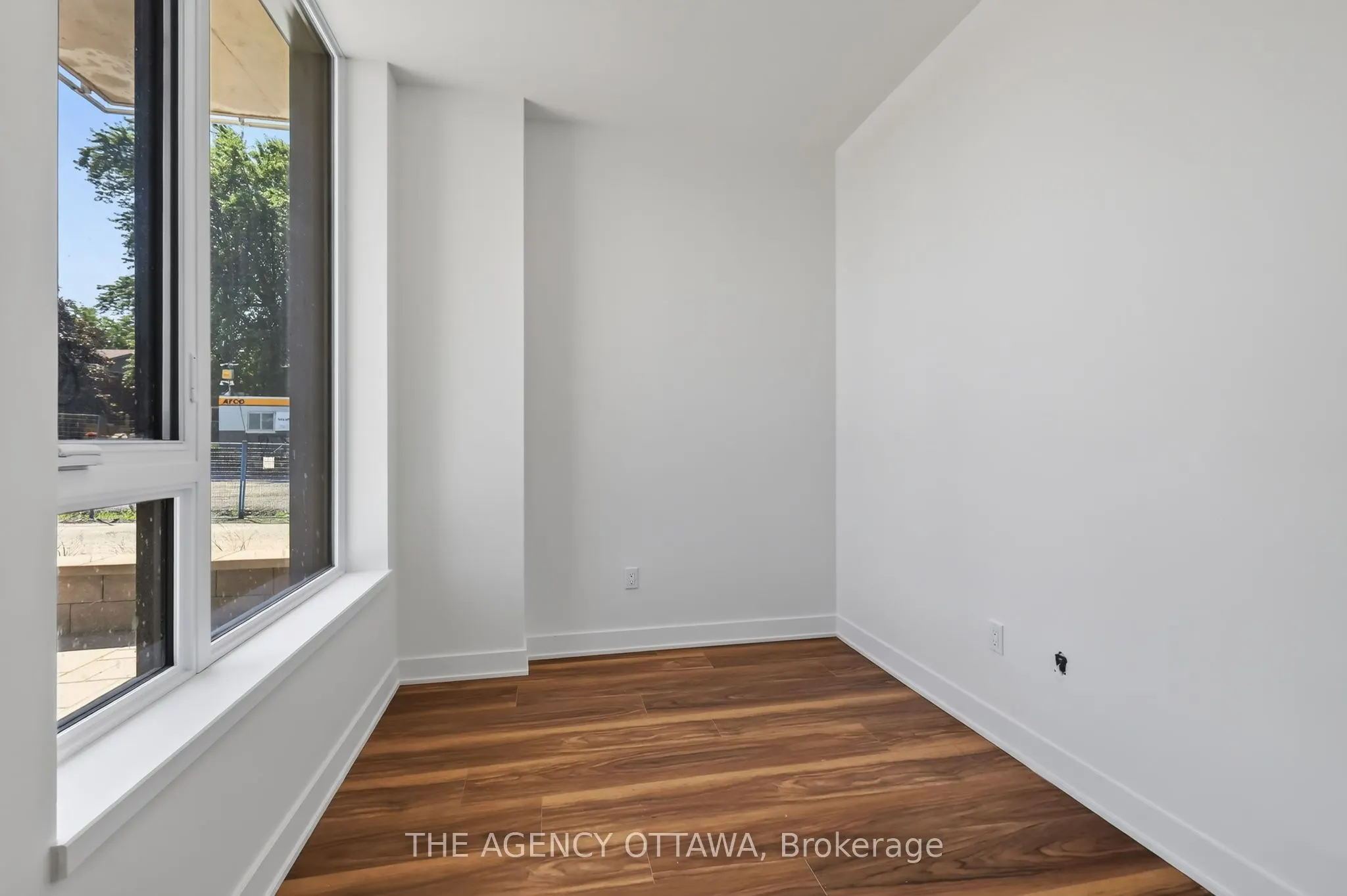 3085 Riverside Drive #103