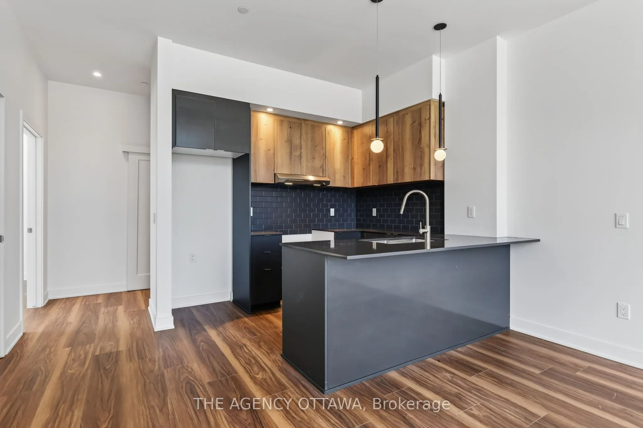 3085 Riverside Drive #103
