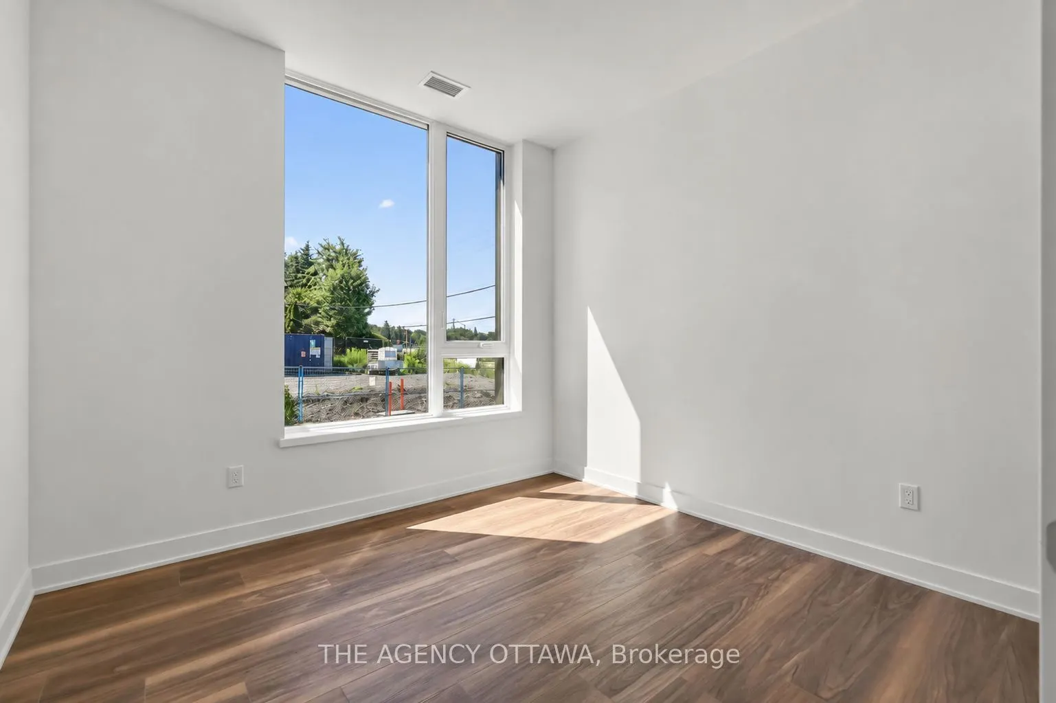3085 Riverside Drive #103