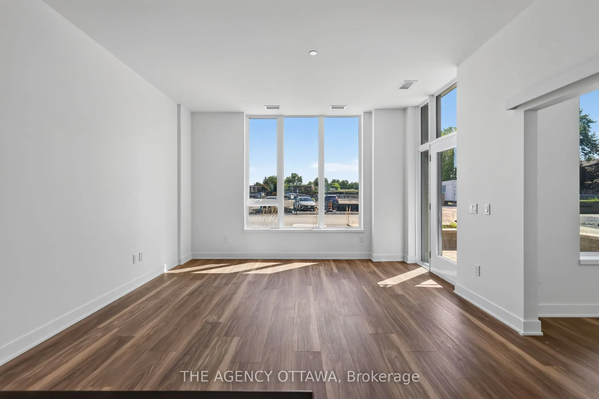 3085 Riverside Drive #103