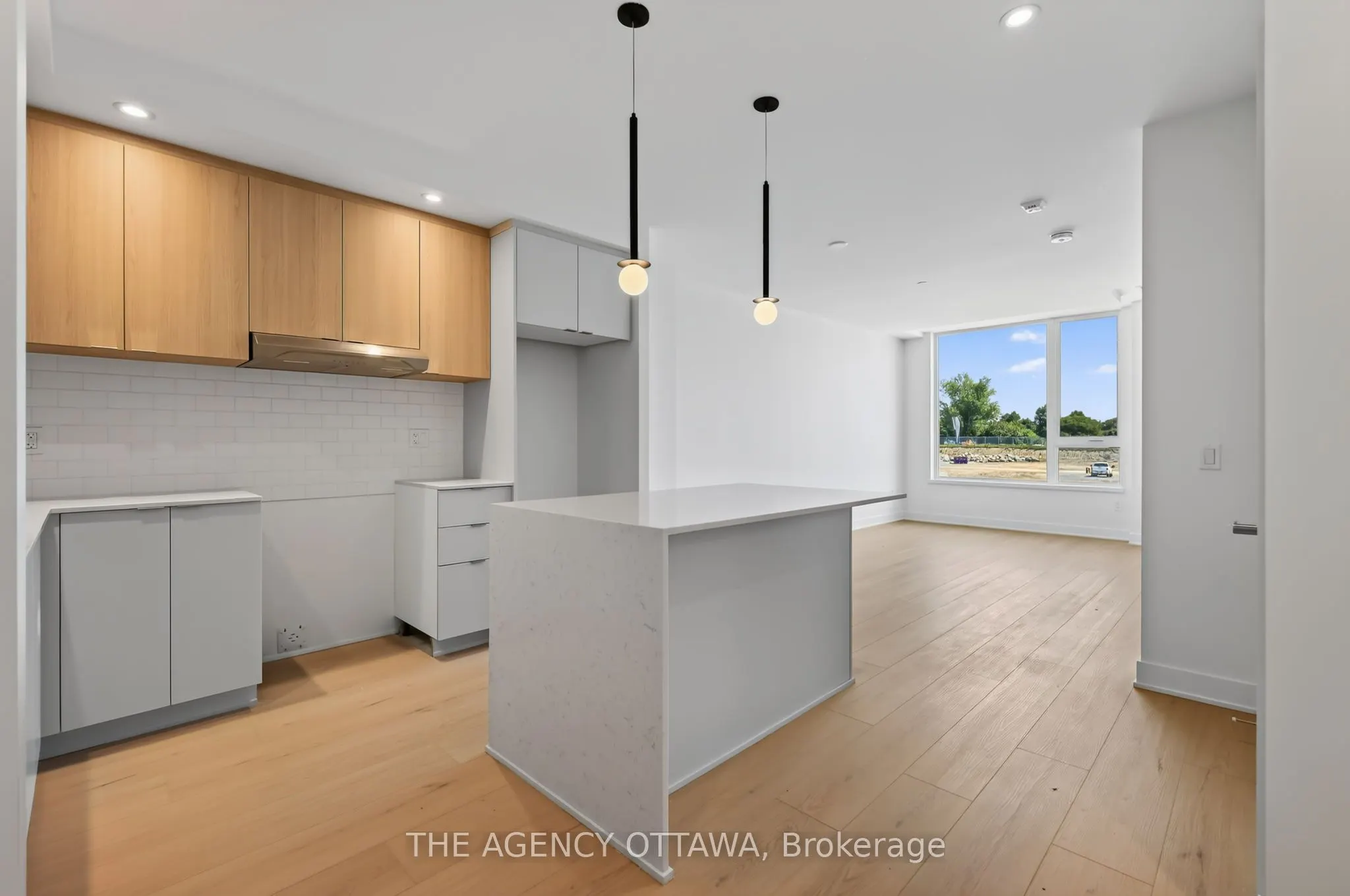 3085 Riverside Drive #201