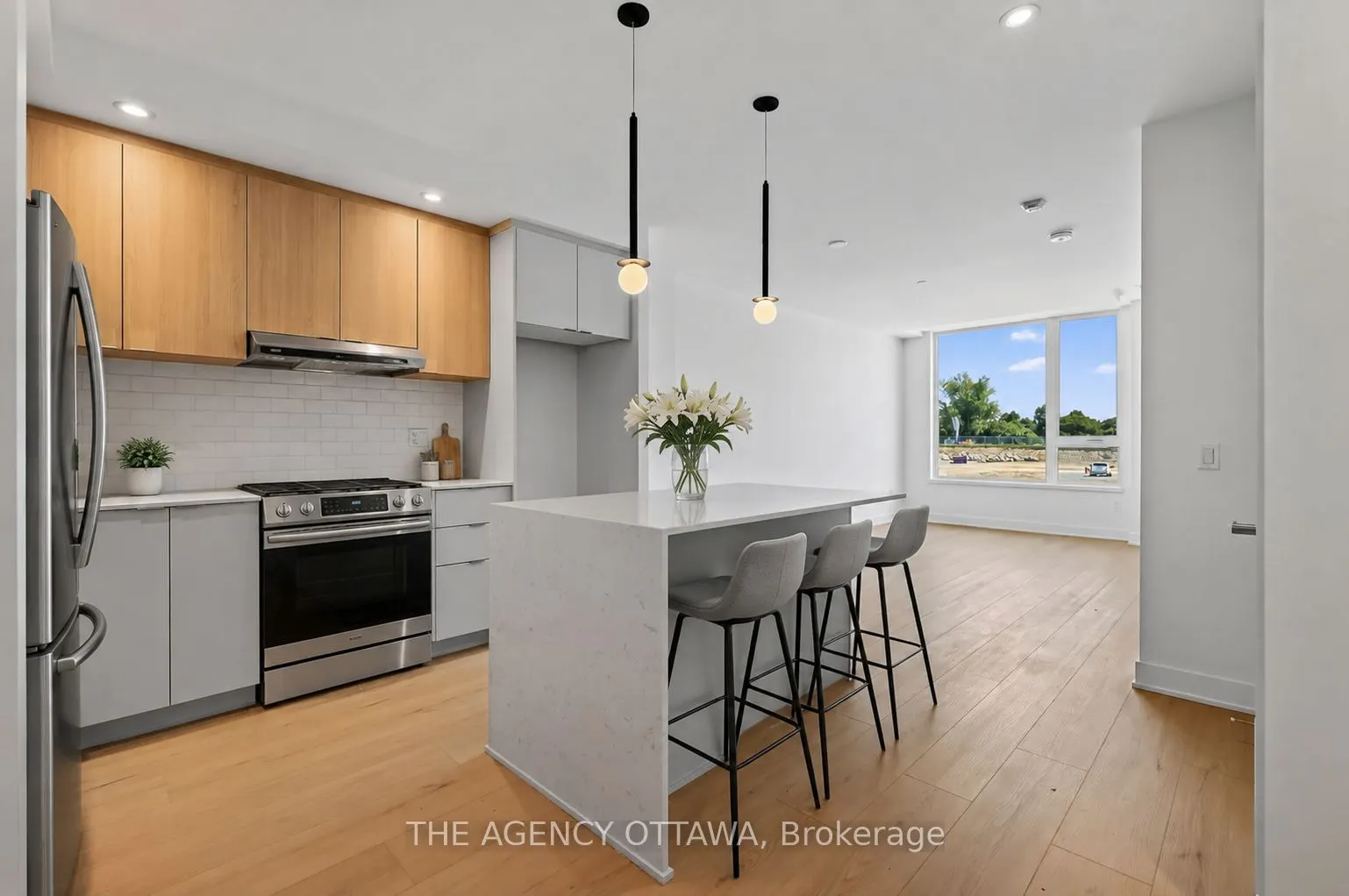 3085 Riverside Drive #201