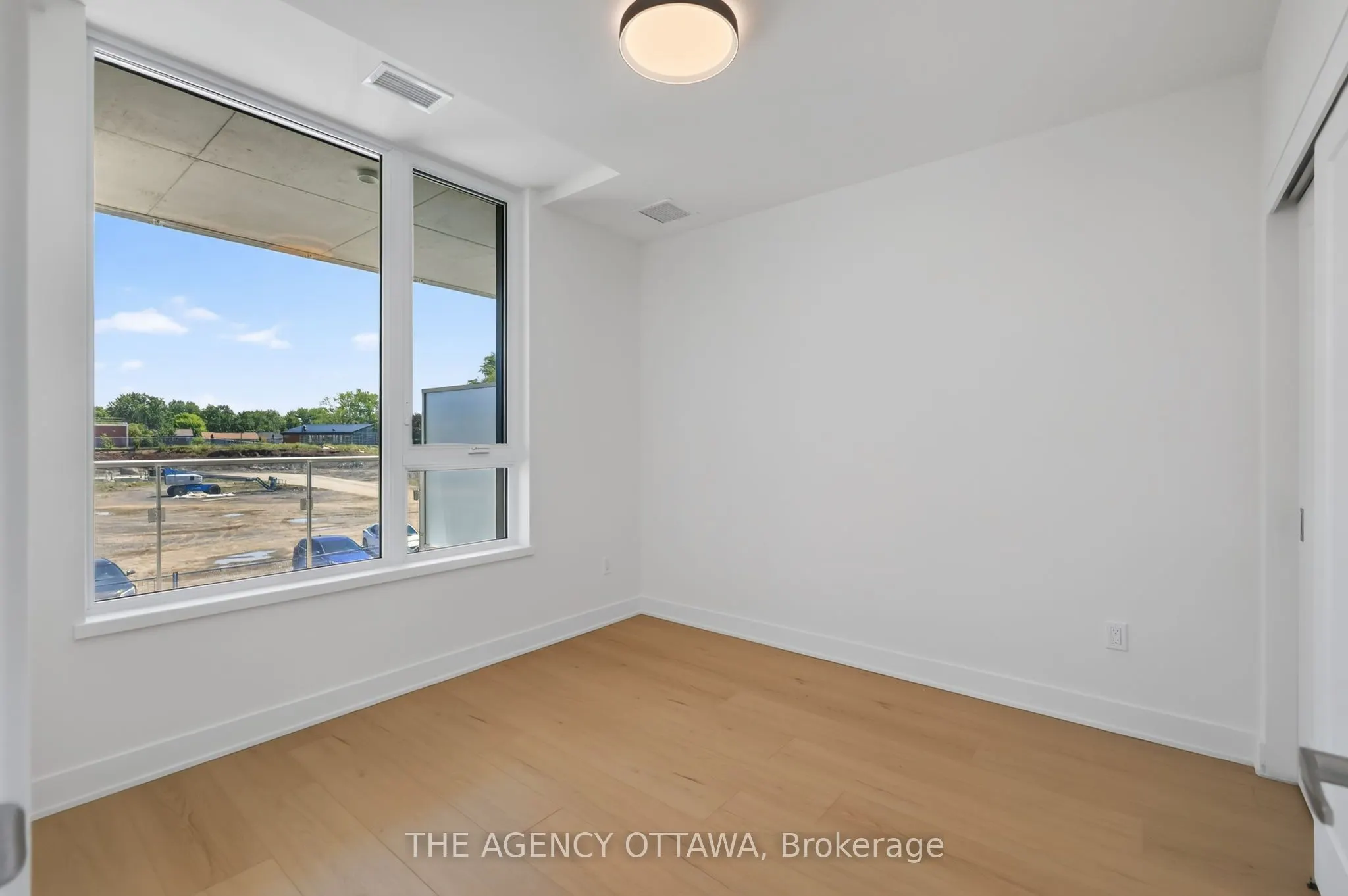 3085 Riverside Drive #201