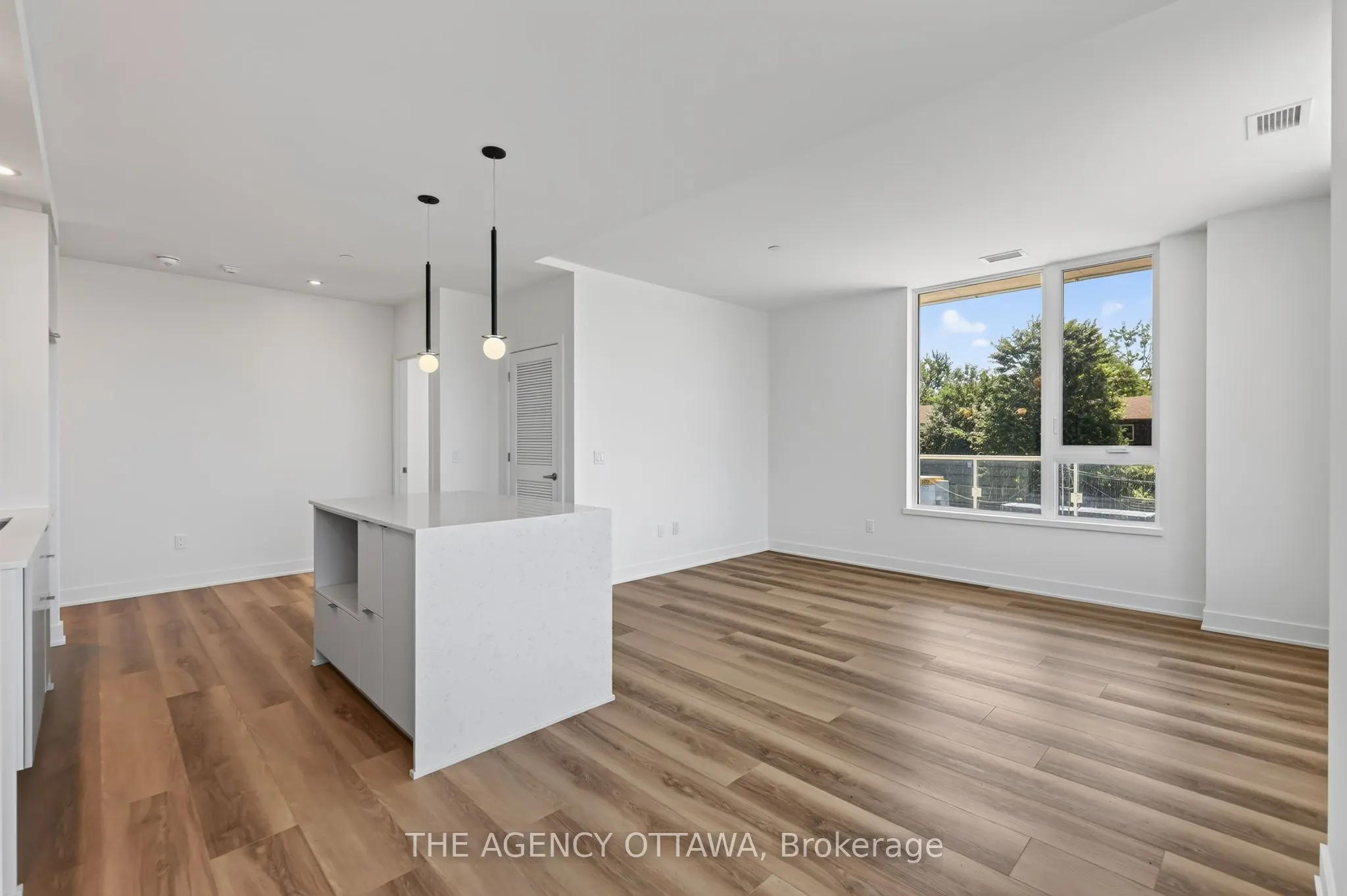3085 Riverside Drive #204