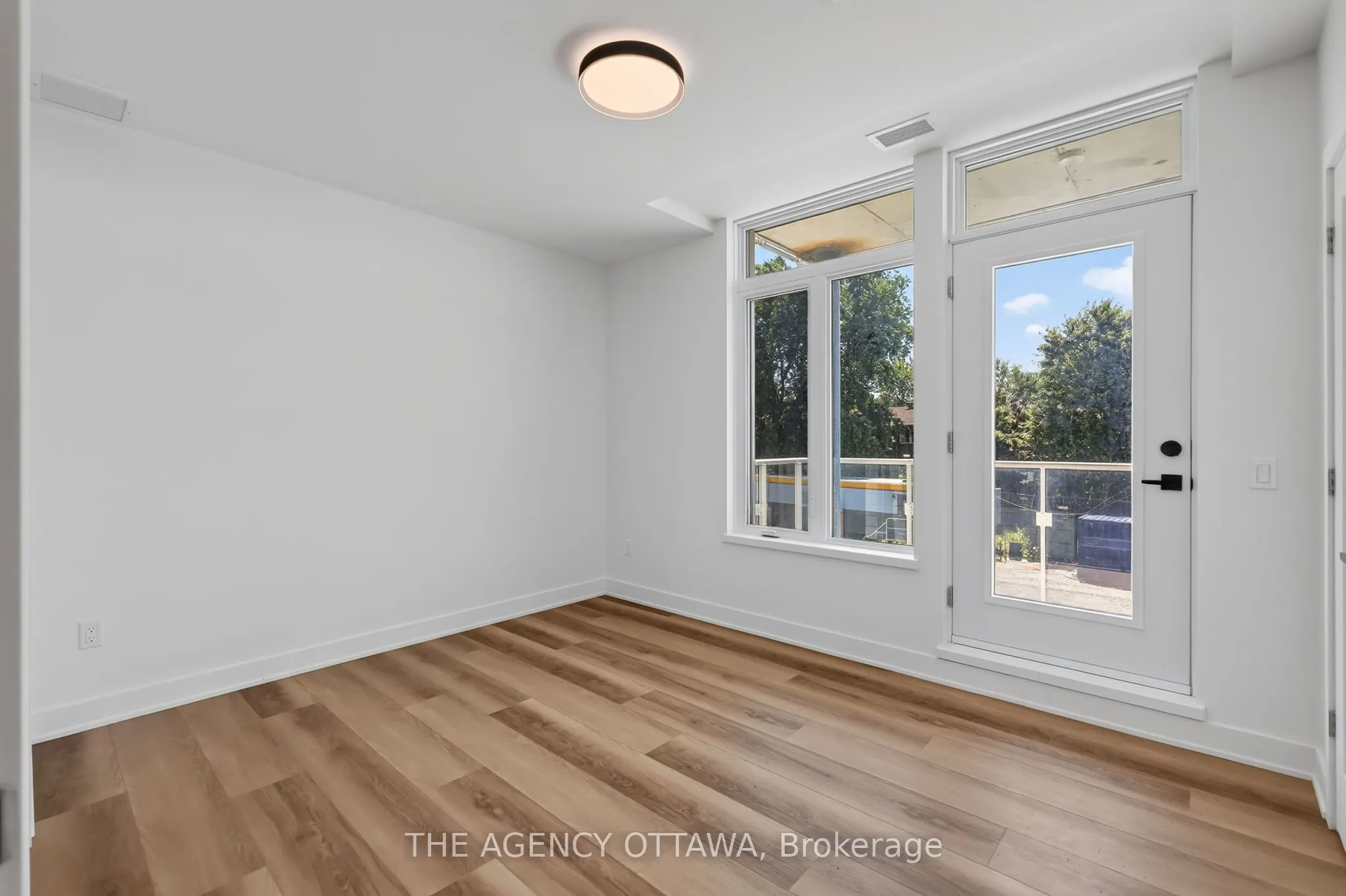 3085 Riverside Drive #204