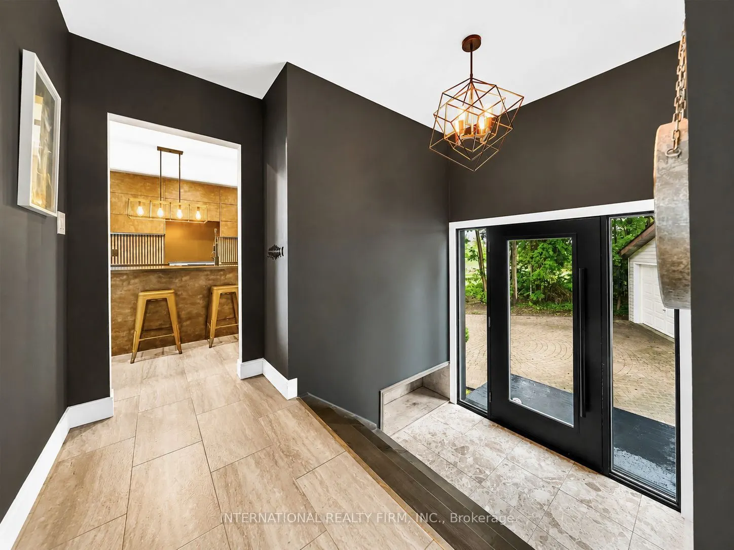 5 Firelane 14b Road