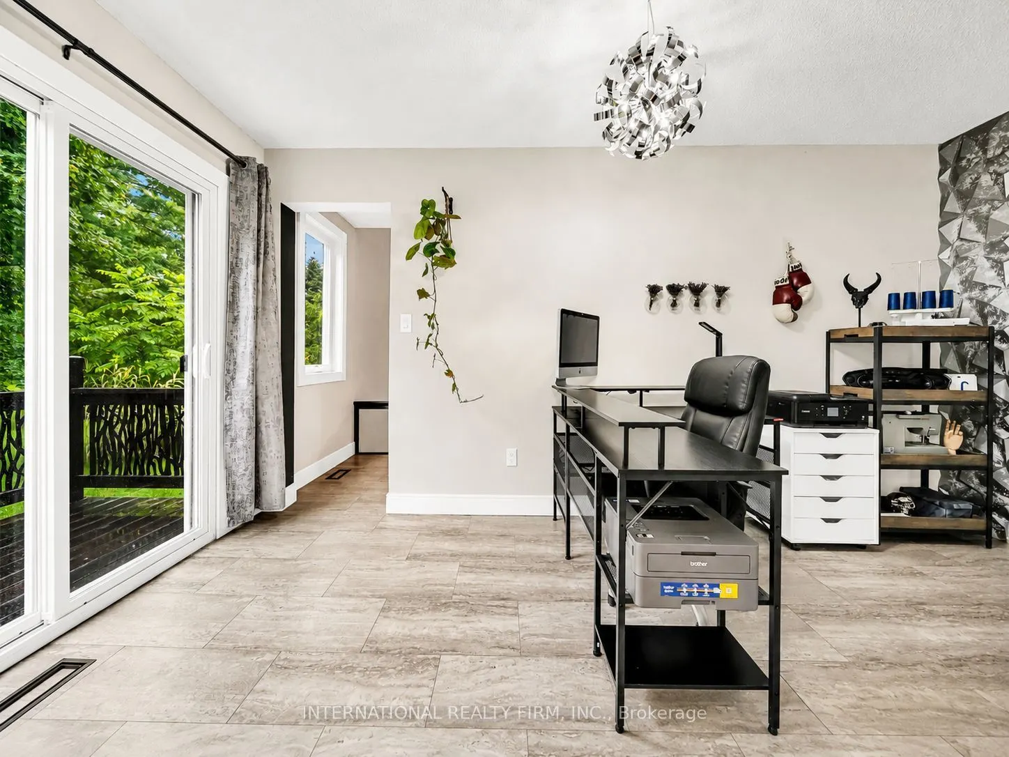 5 Firelane 14b Road