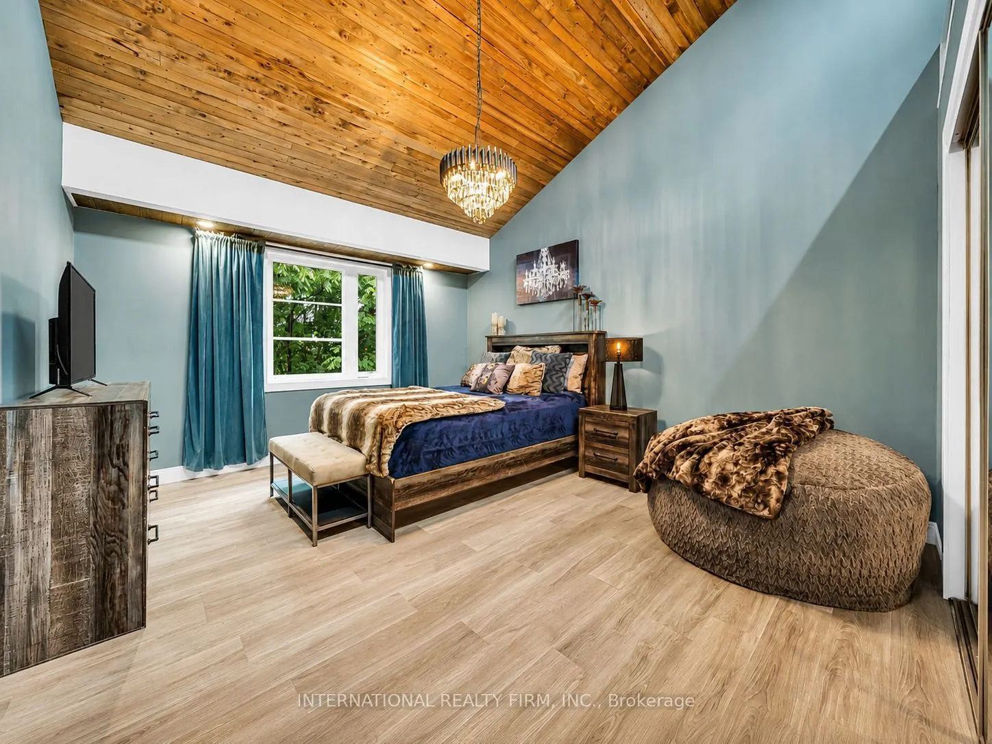 5 Firelane 14b Road