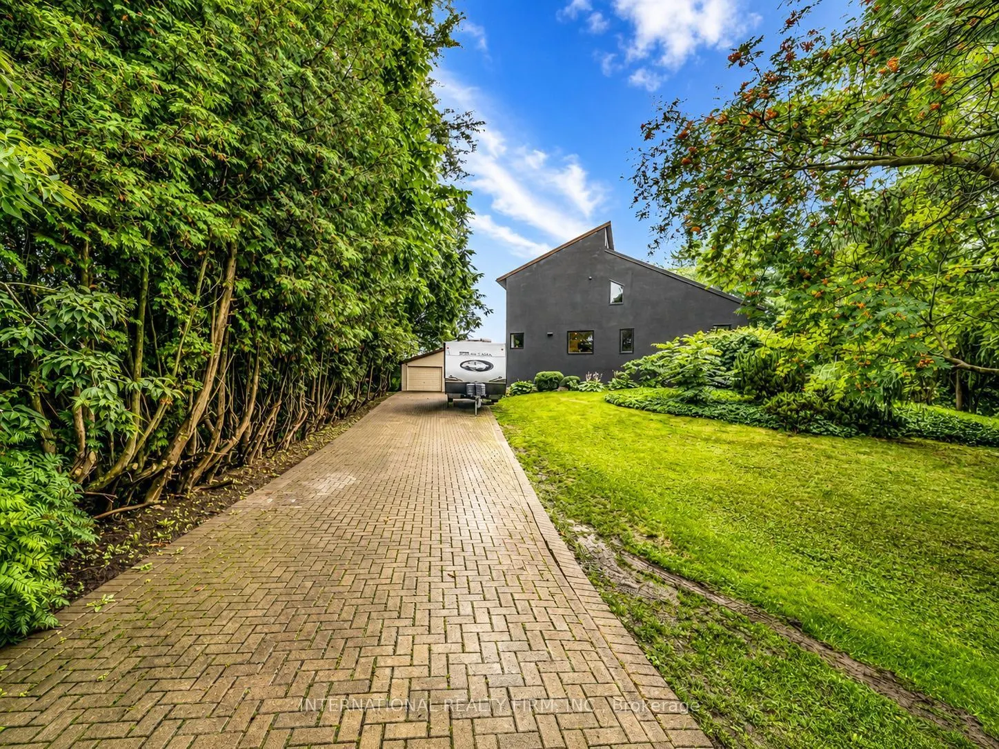 5 Firelane 14b Road