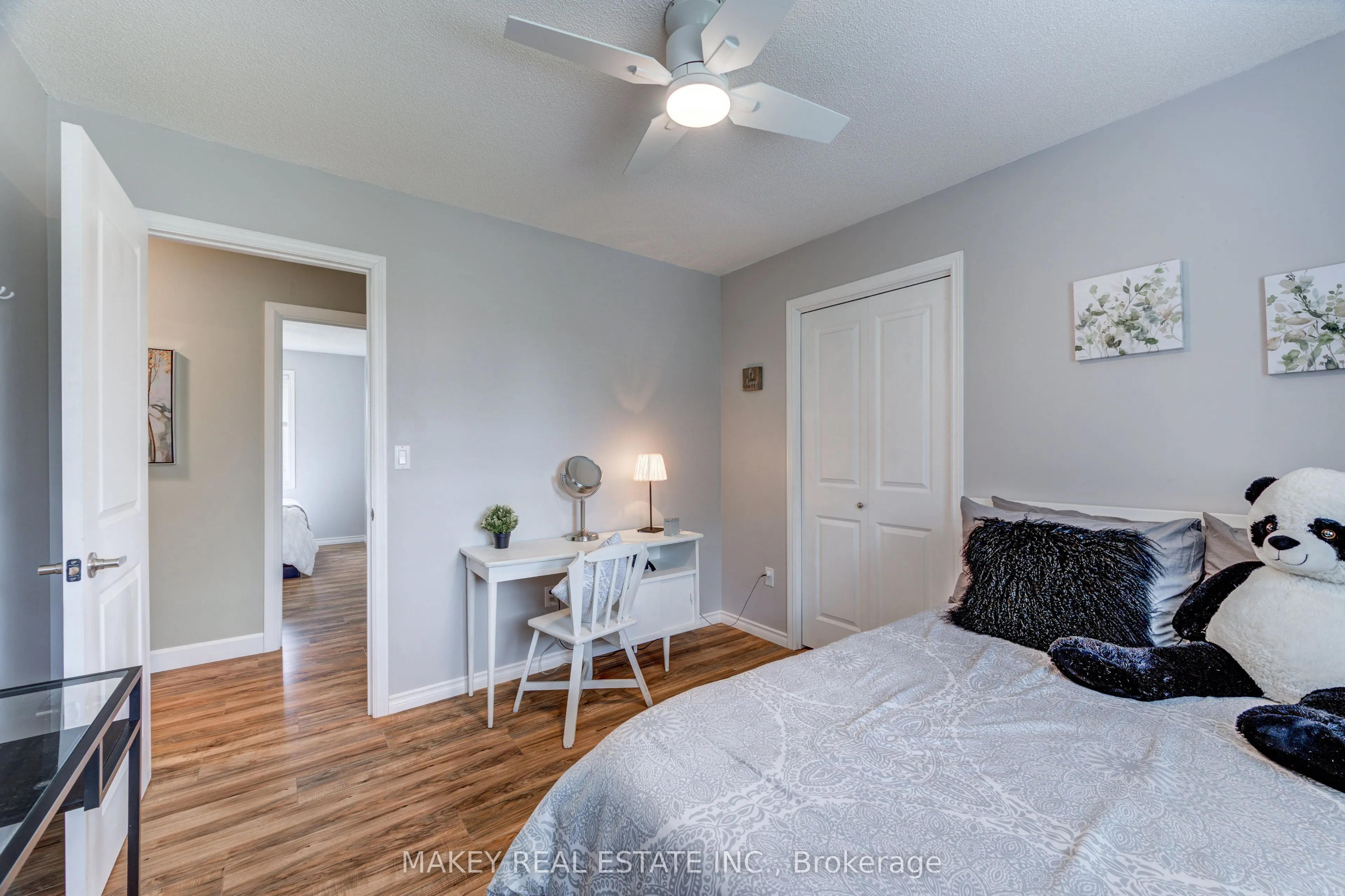 671 Main Street S