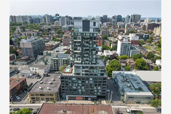 203 CATHERINE Street #705