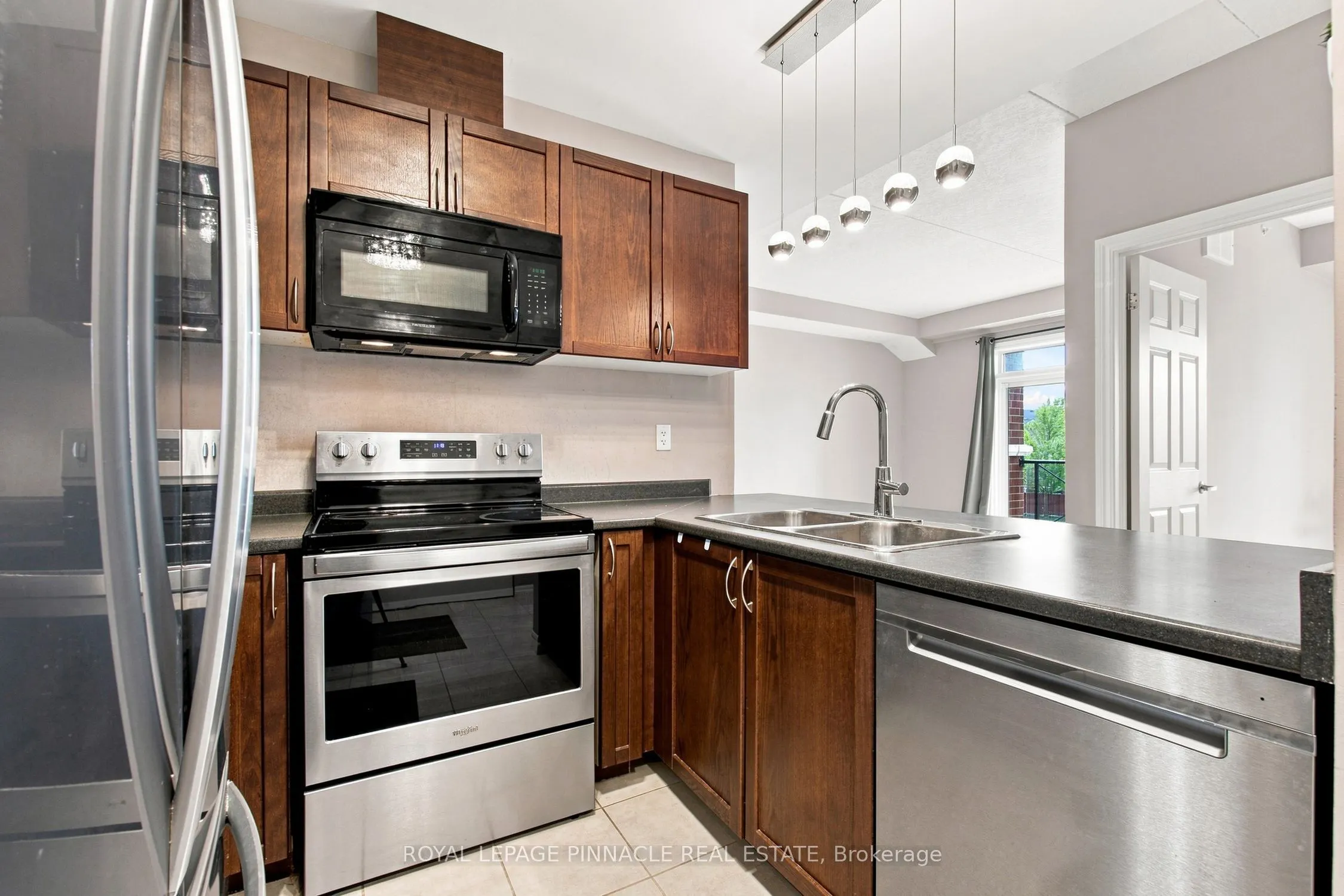 2 Colonial Drive #201