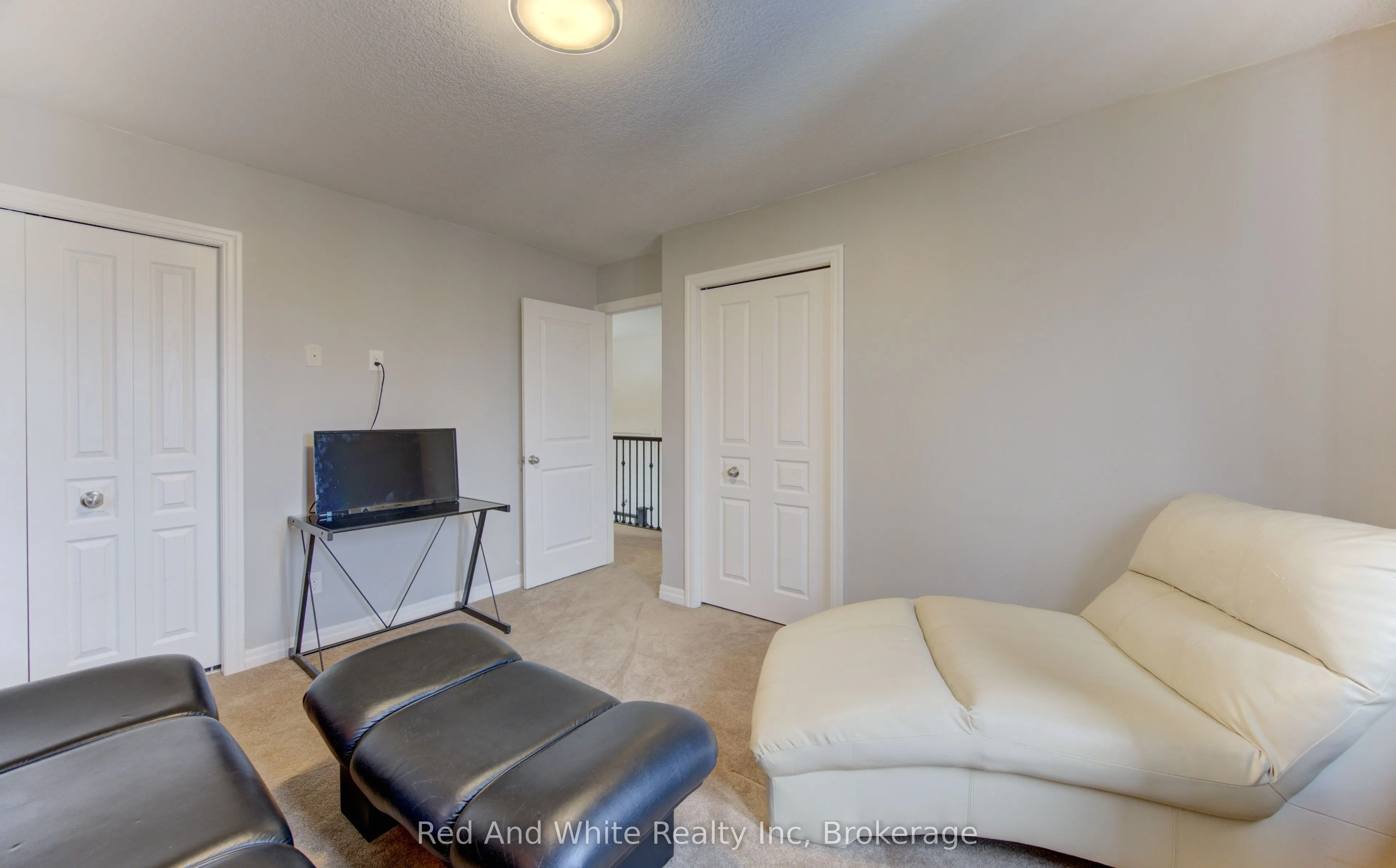 167 Westcliff Way