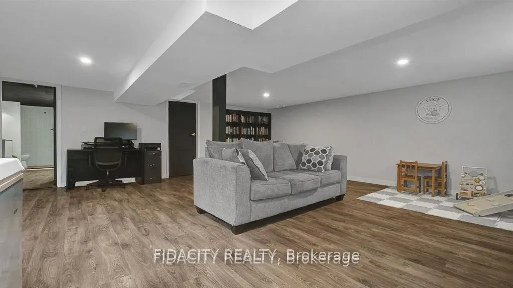 1336 St Jacques Road