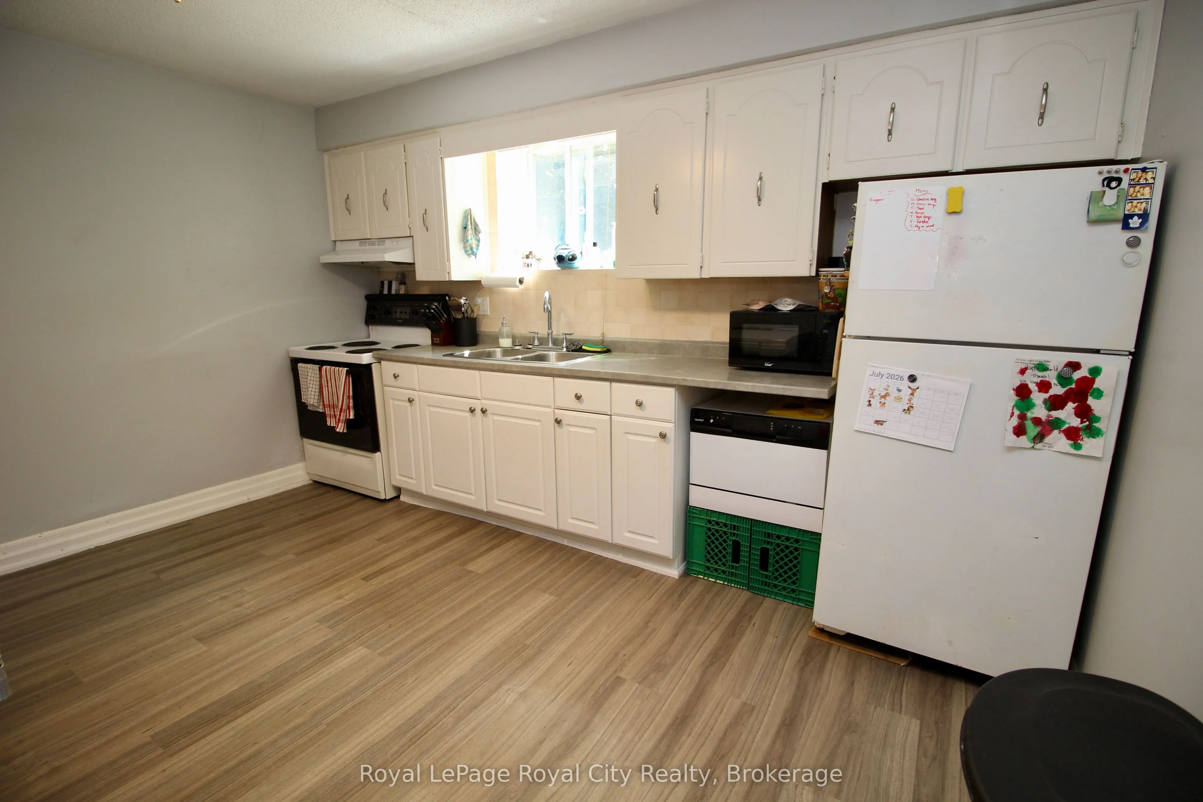 405 Main Street S