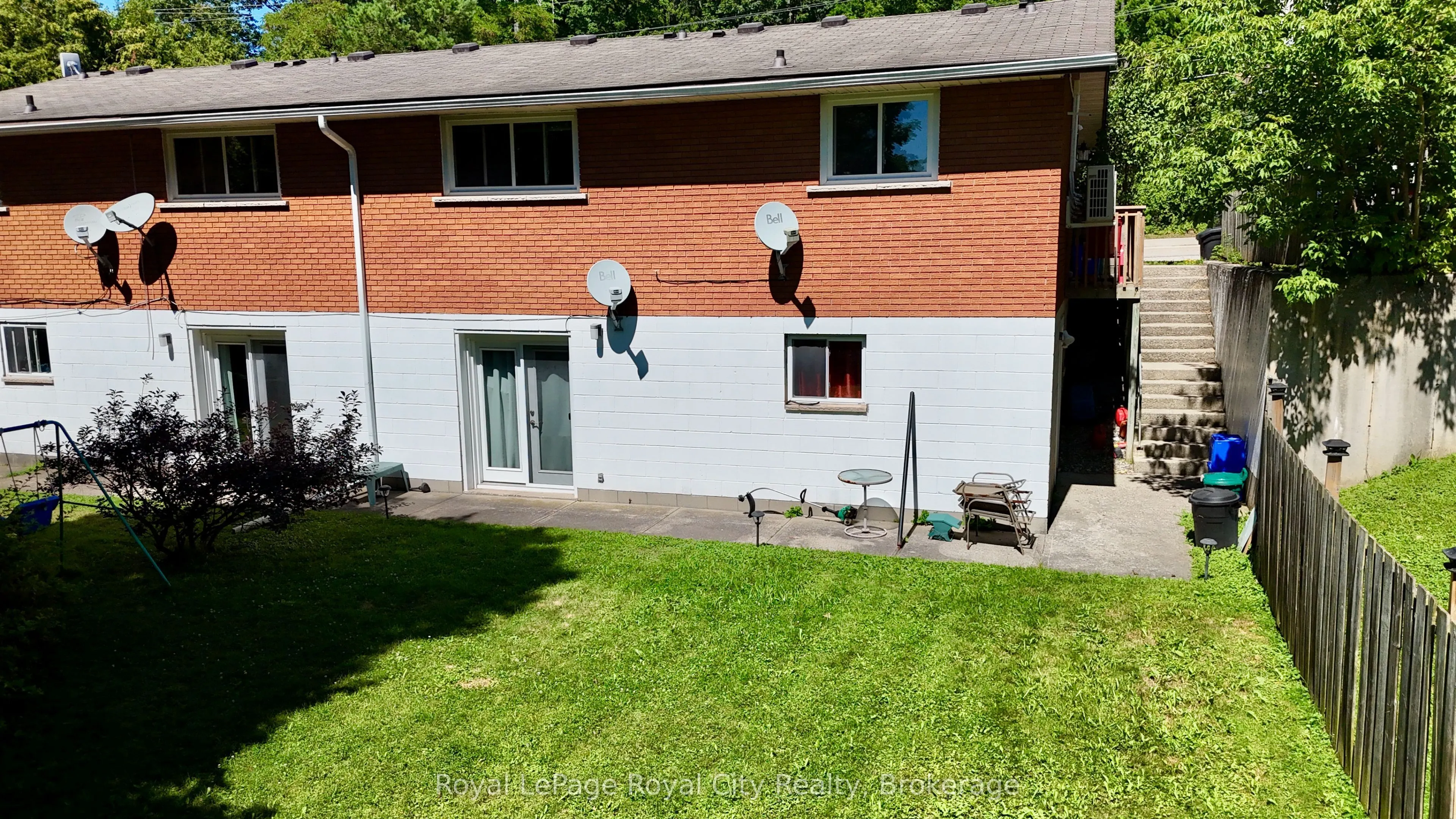 405 Main Street S