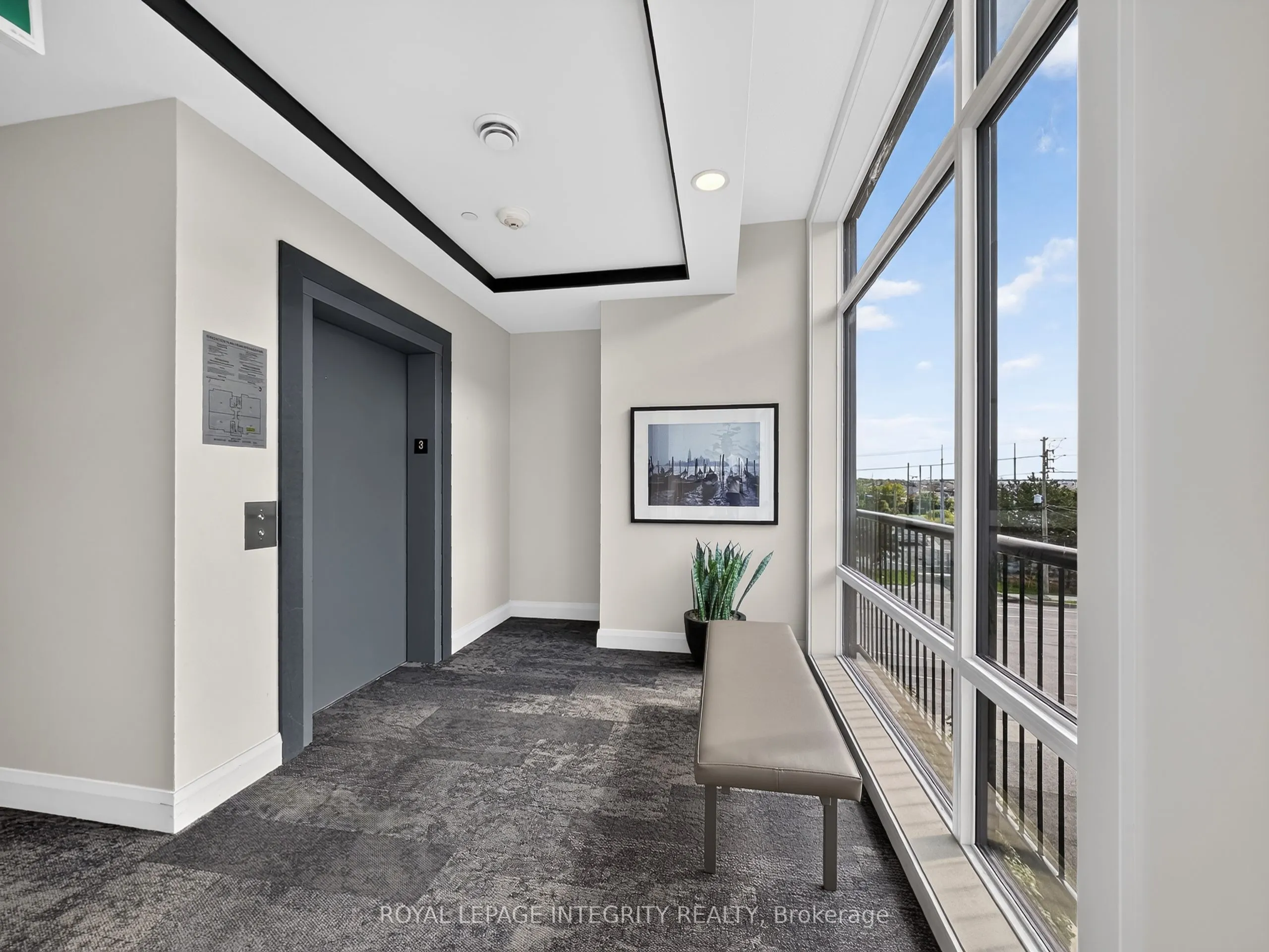 100 Cortile Private #303