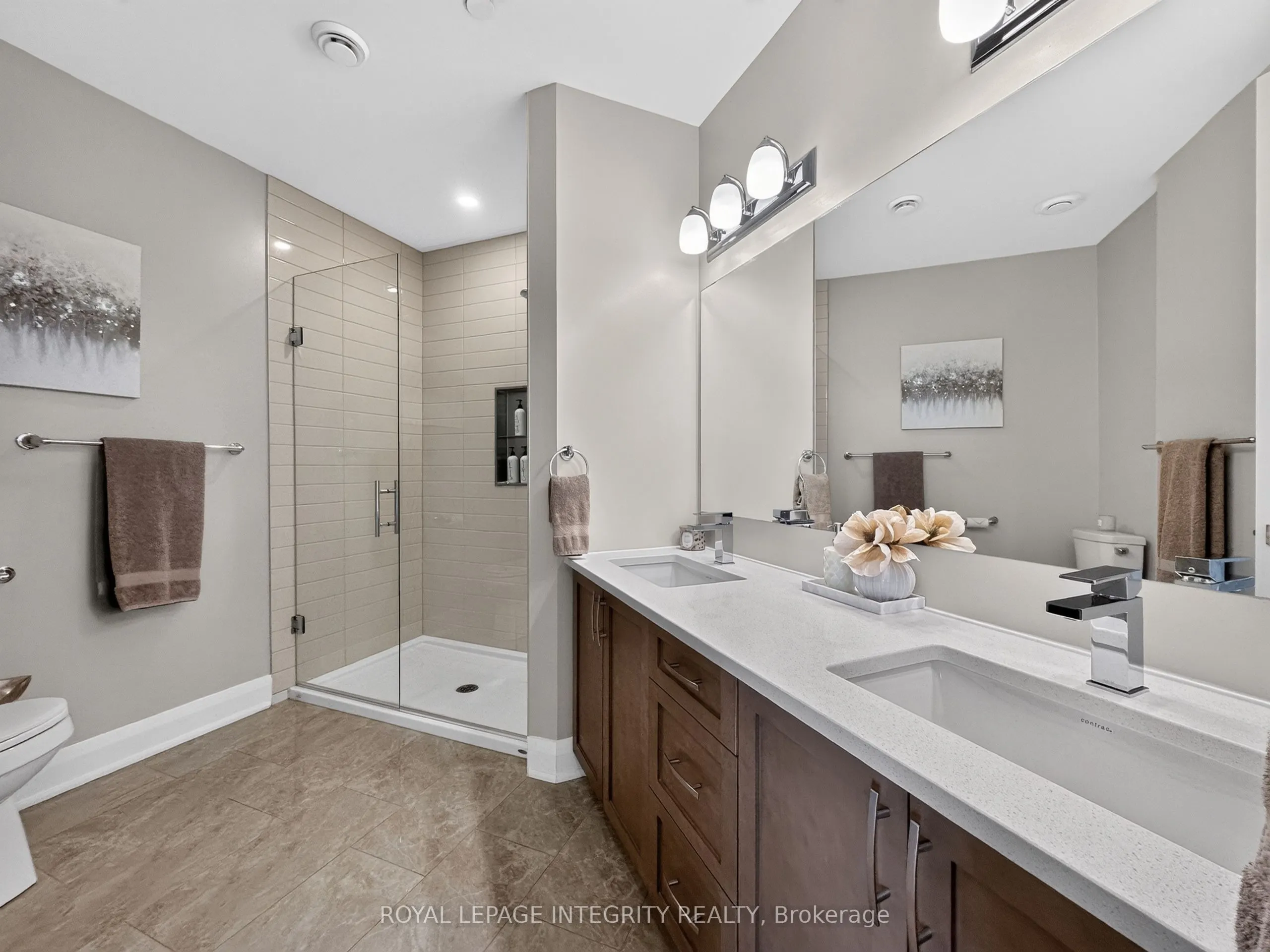 100 Cortile Private #303