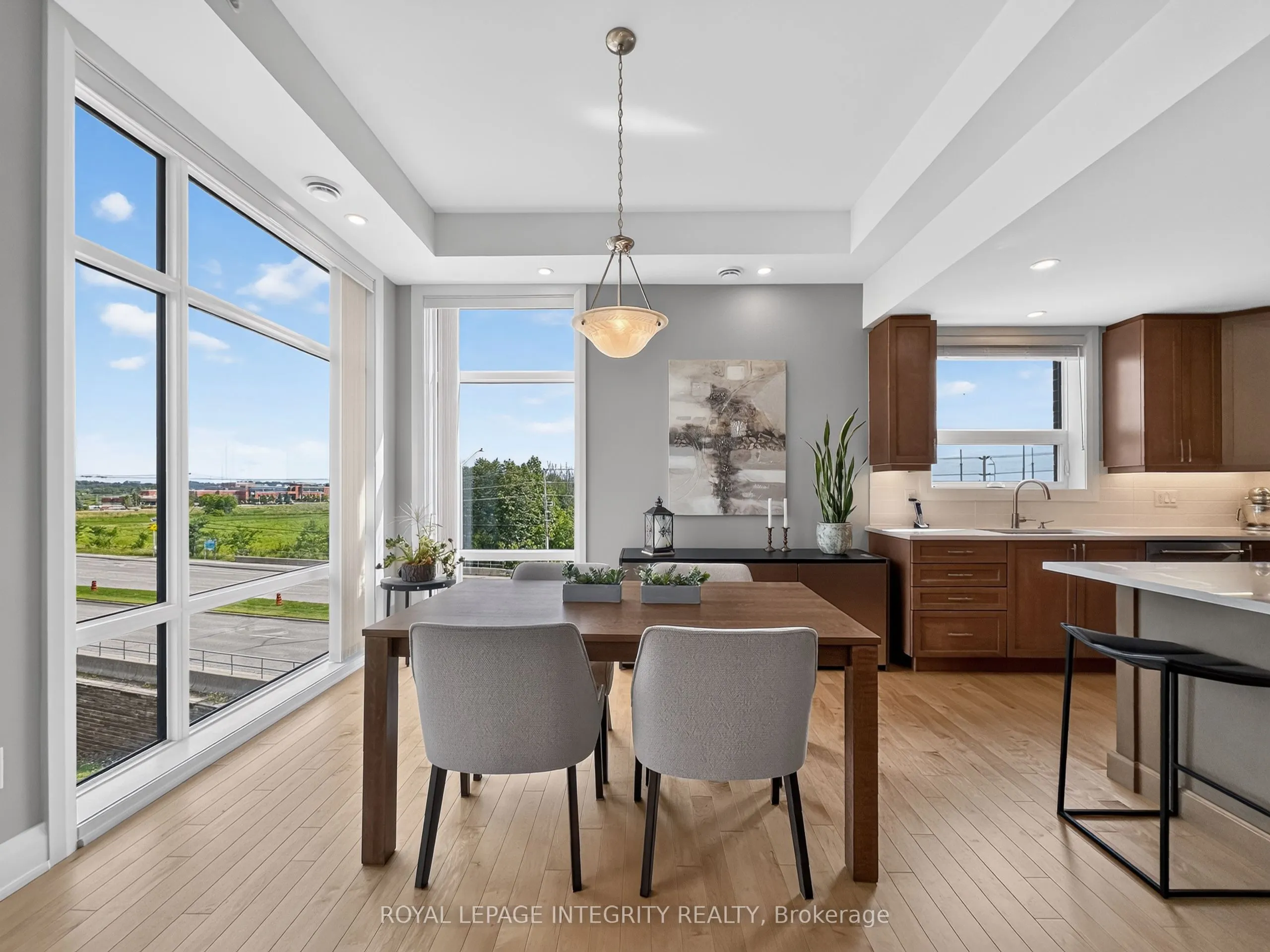 100 Cortile Private #303