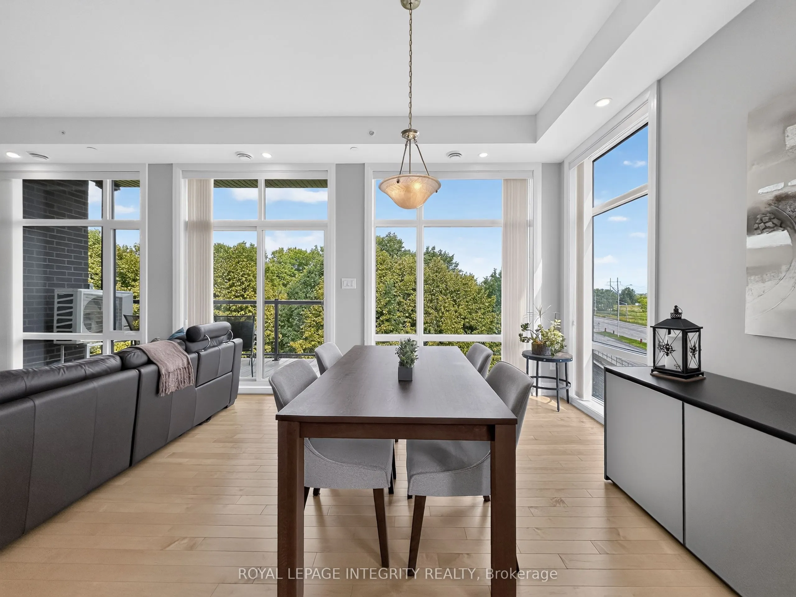100 Cortile Private #303