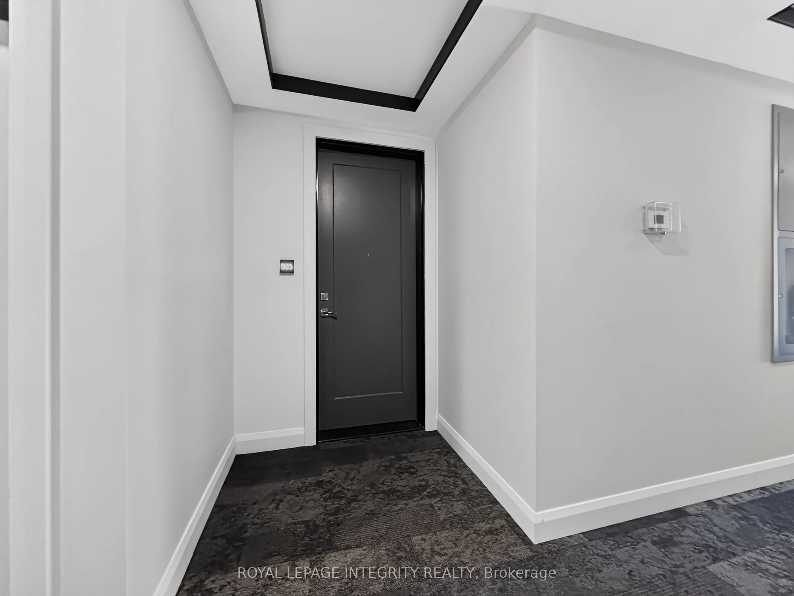 100 Cortile Private #303