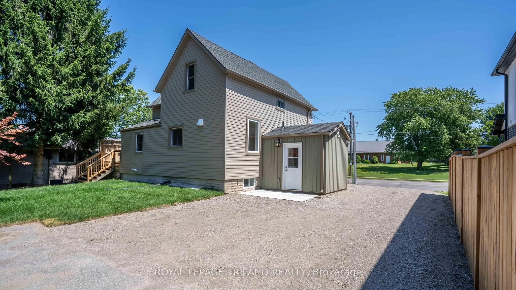 114 FAIRVIEW Avenue