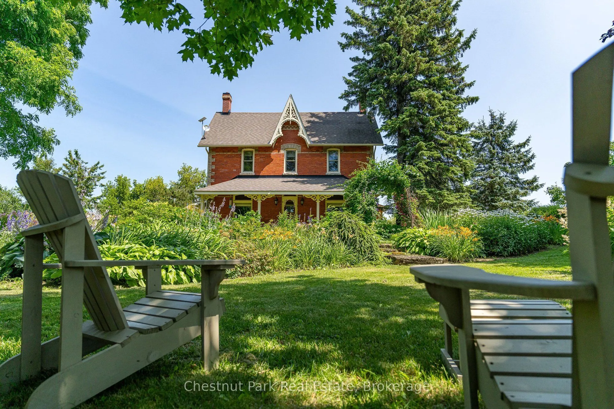 678541 Centre Road