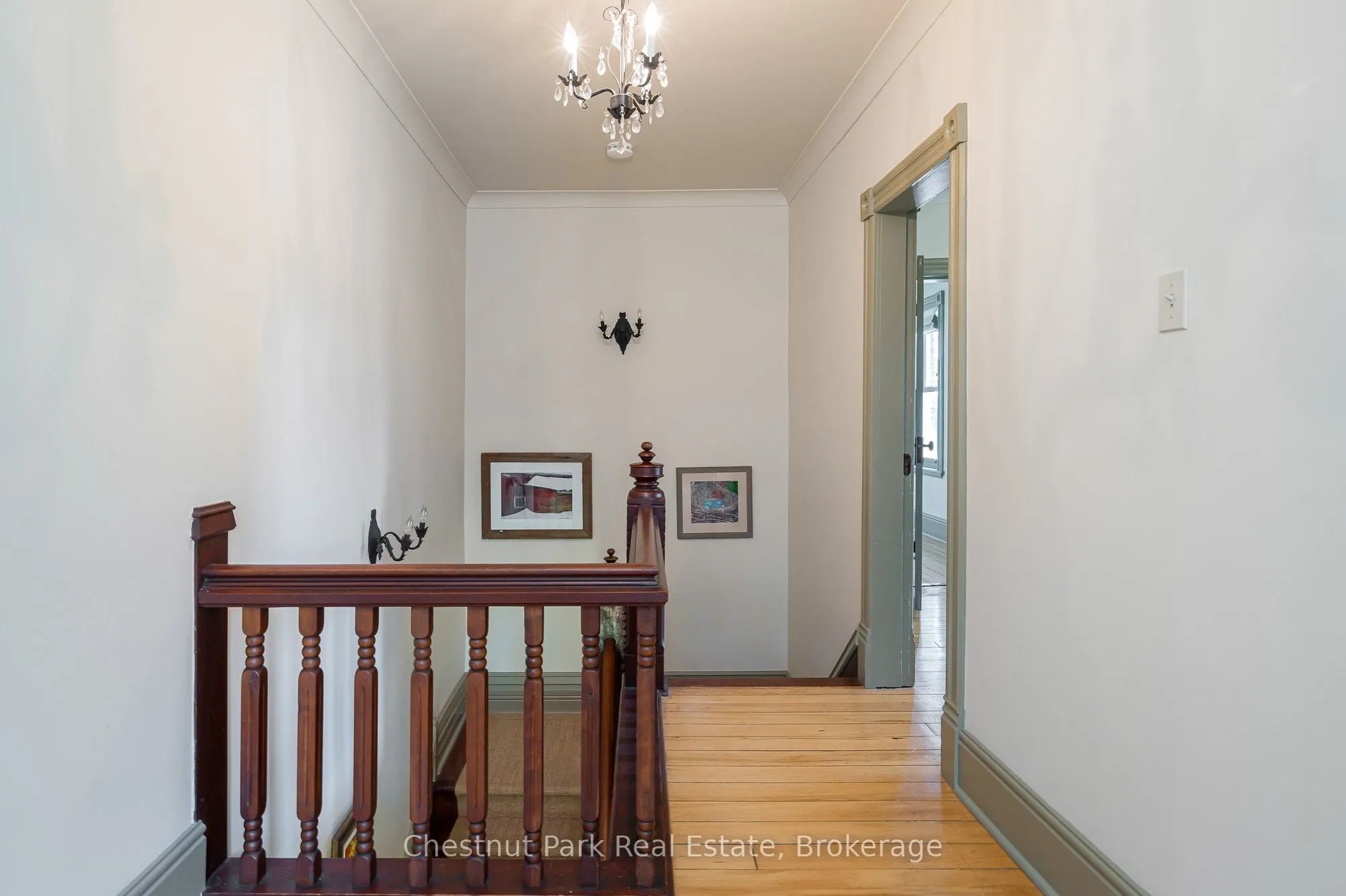 678541 Centre Road