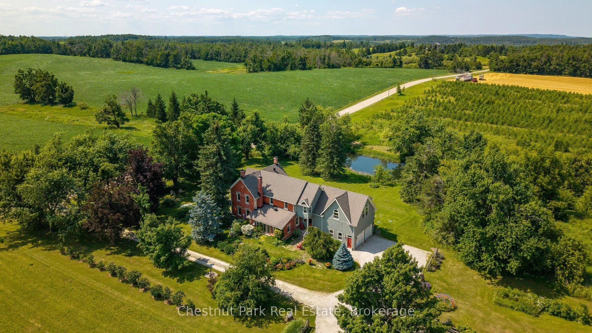 678541 Centre Road