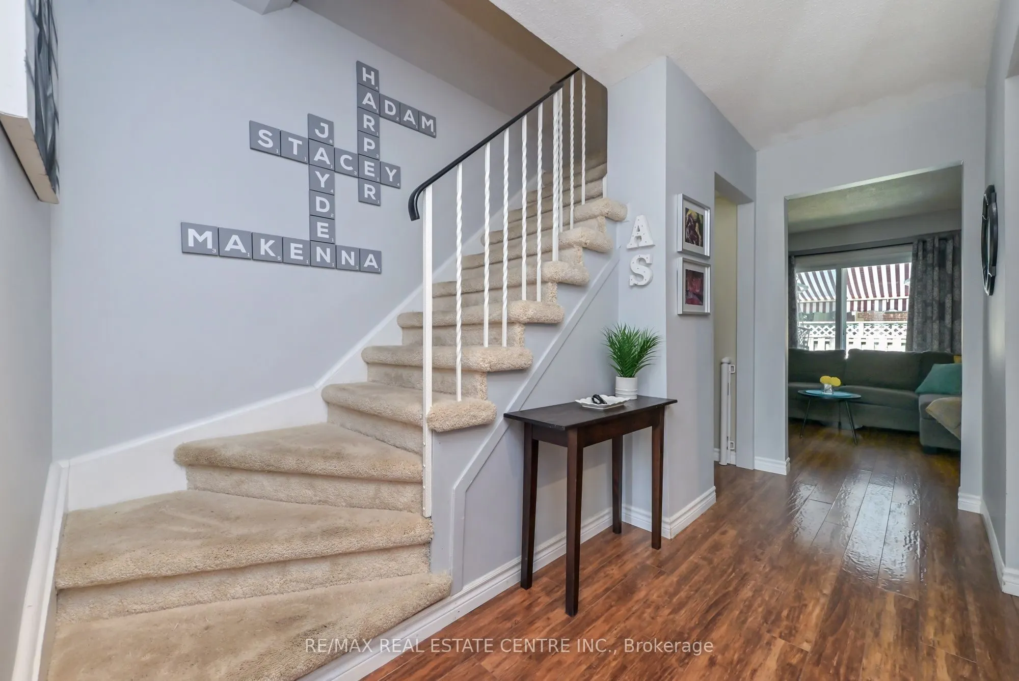 325 William Street #1