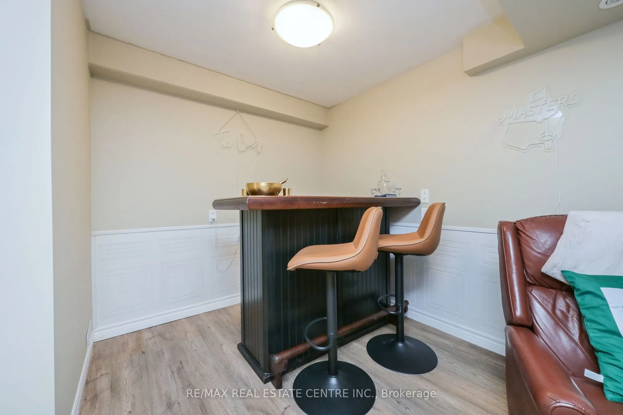325 William Street #1