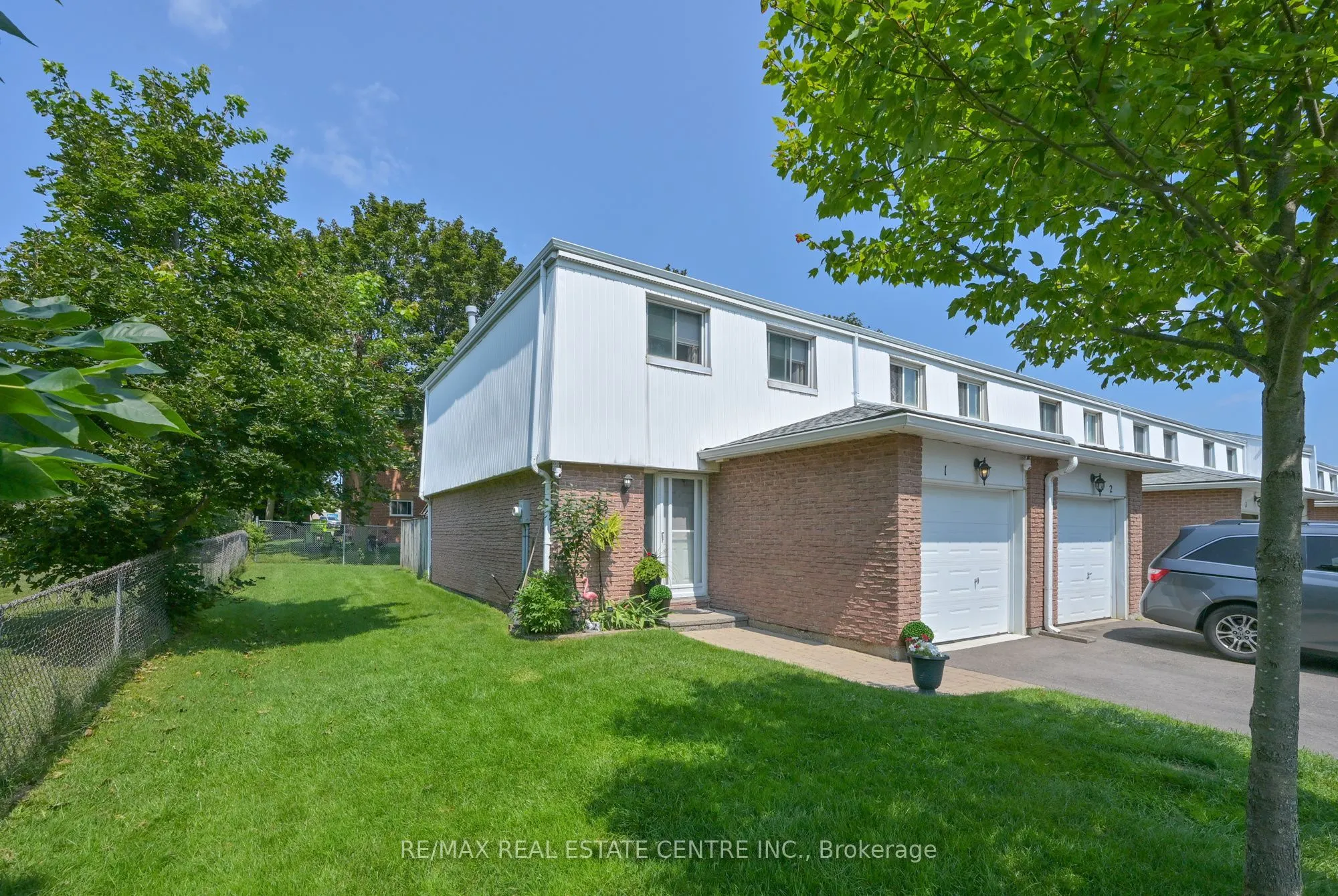 325 William Street #1