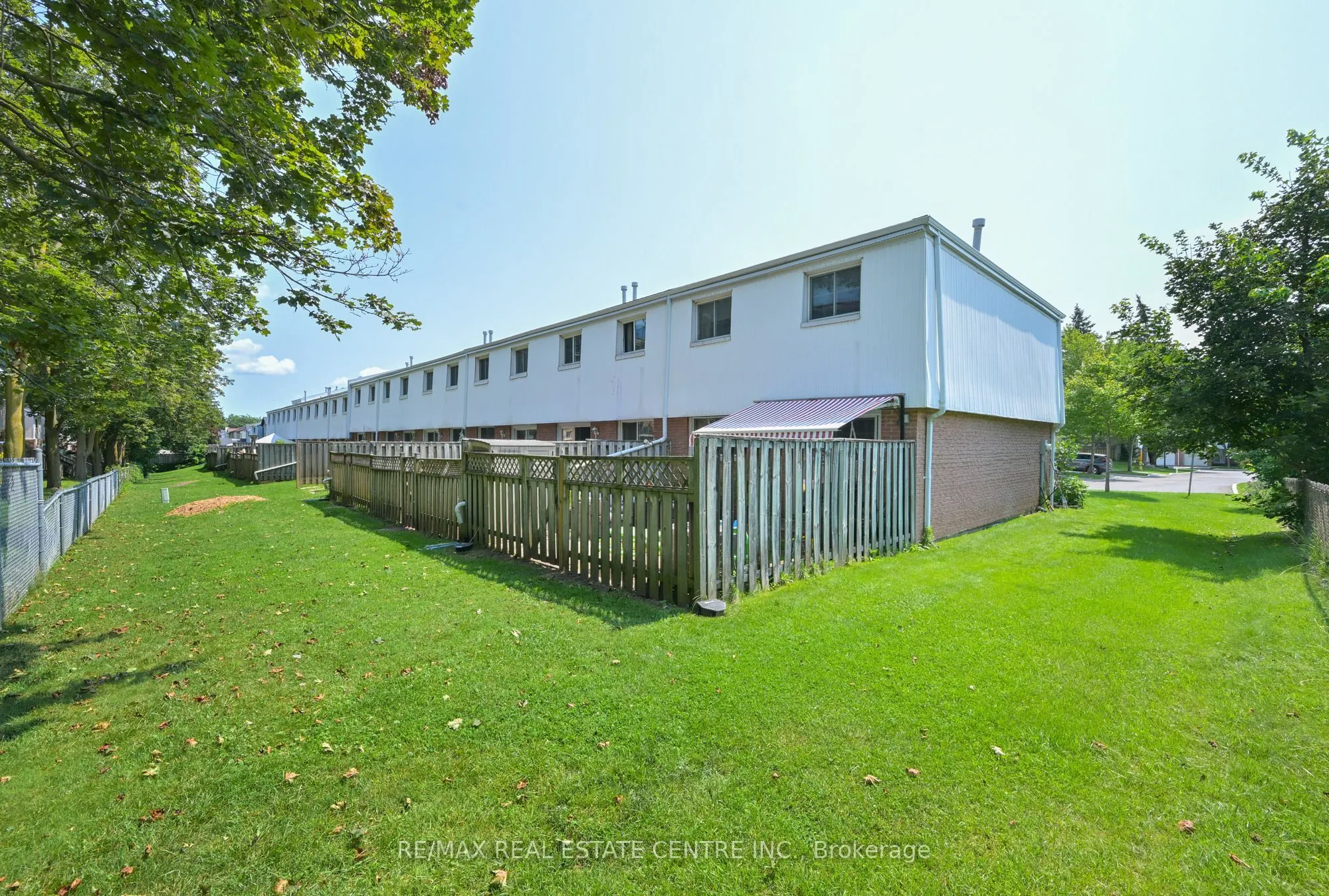 325 William Street #1
