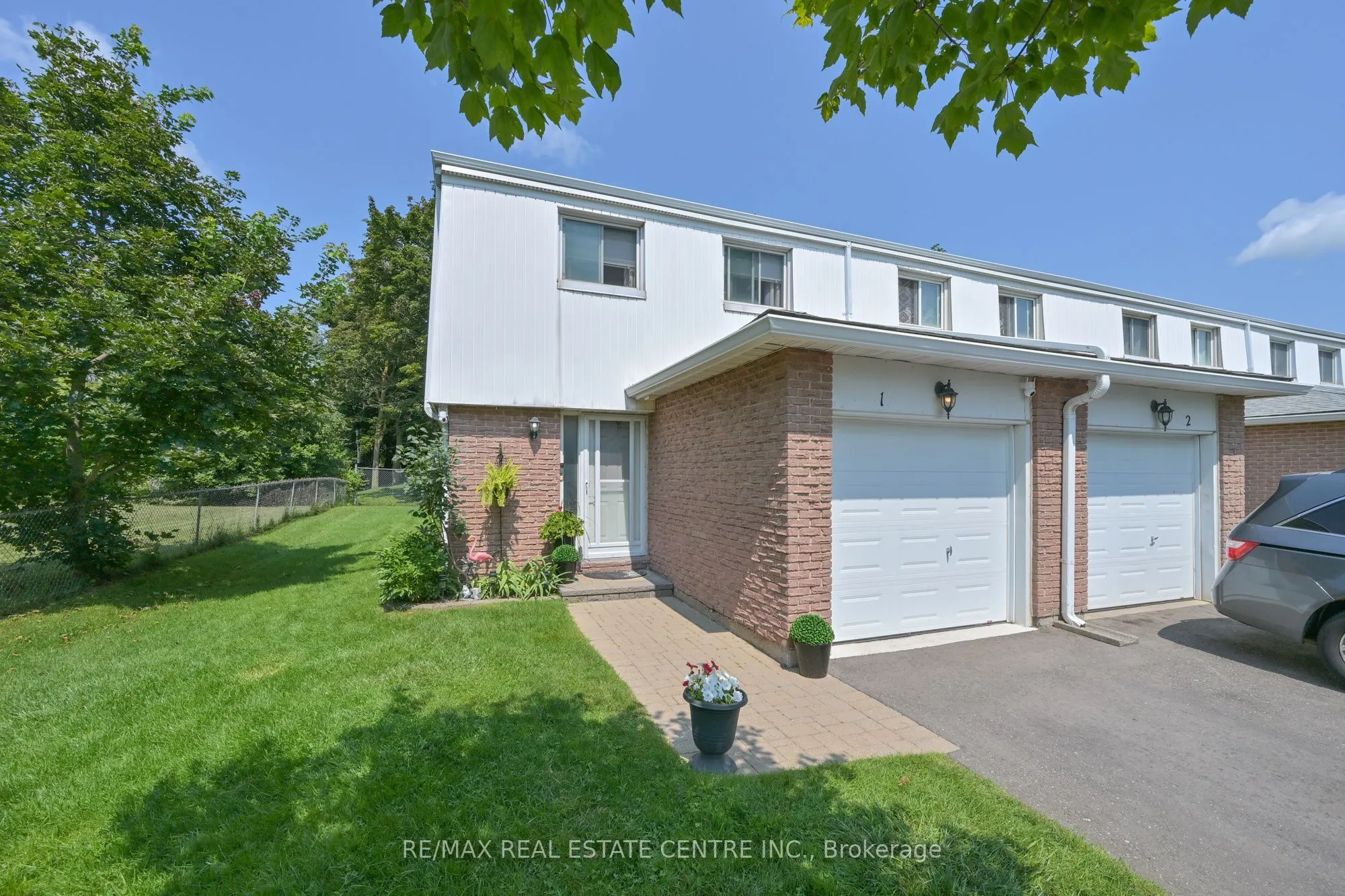 325 William Street #1