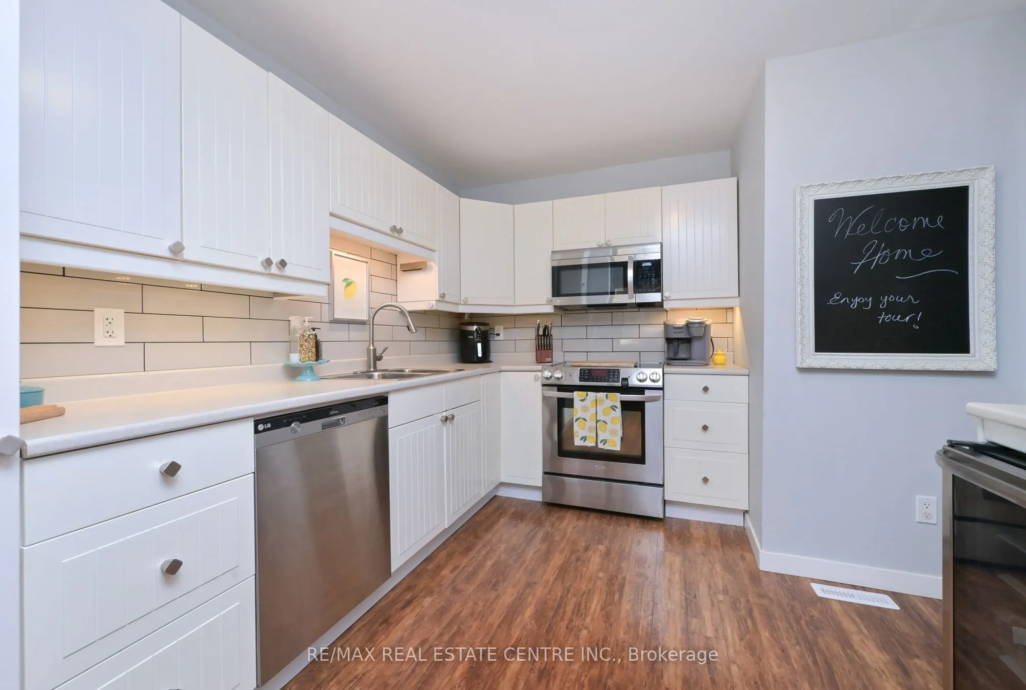 325 William Street #1