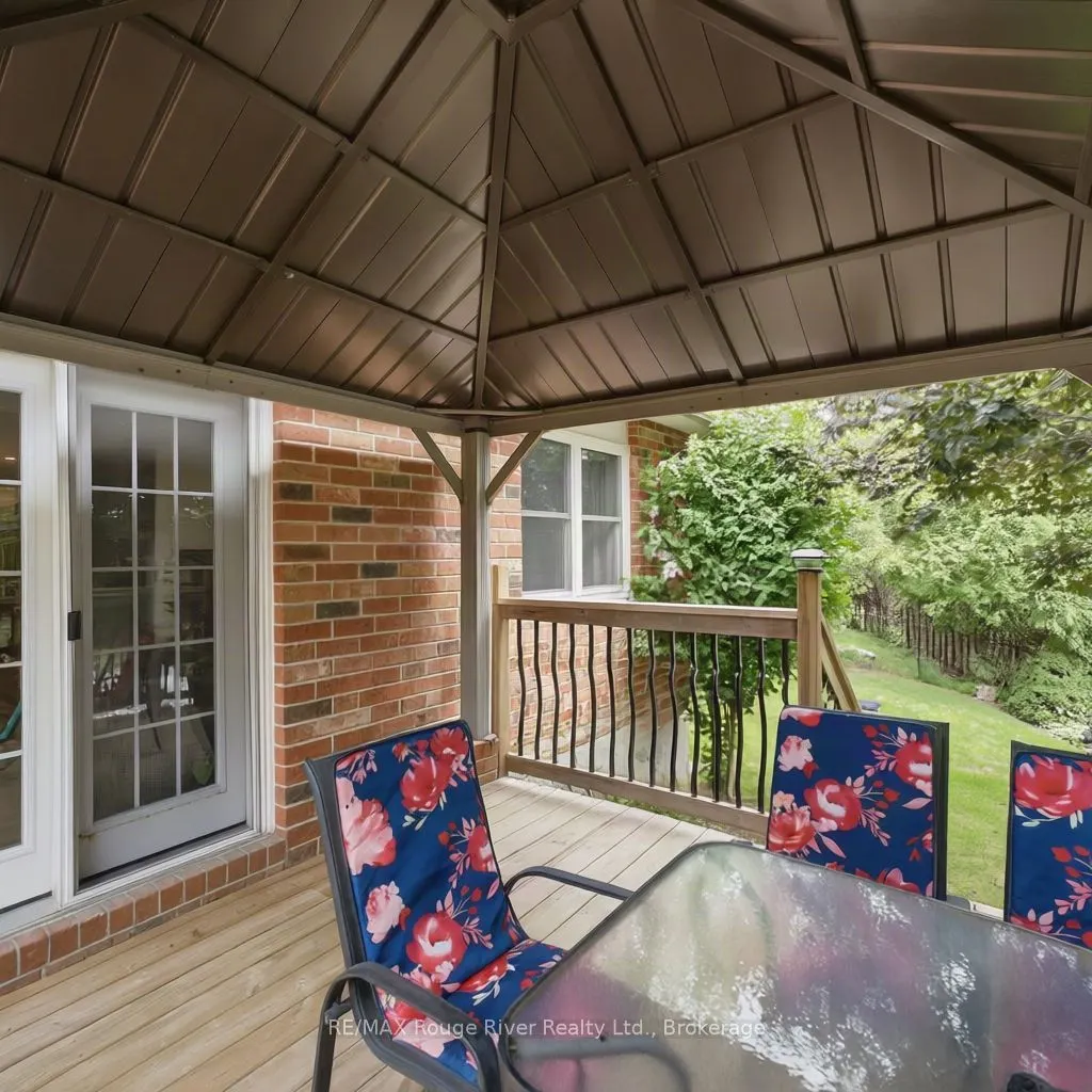 10 Talbot Drive