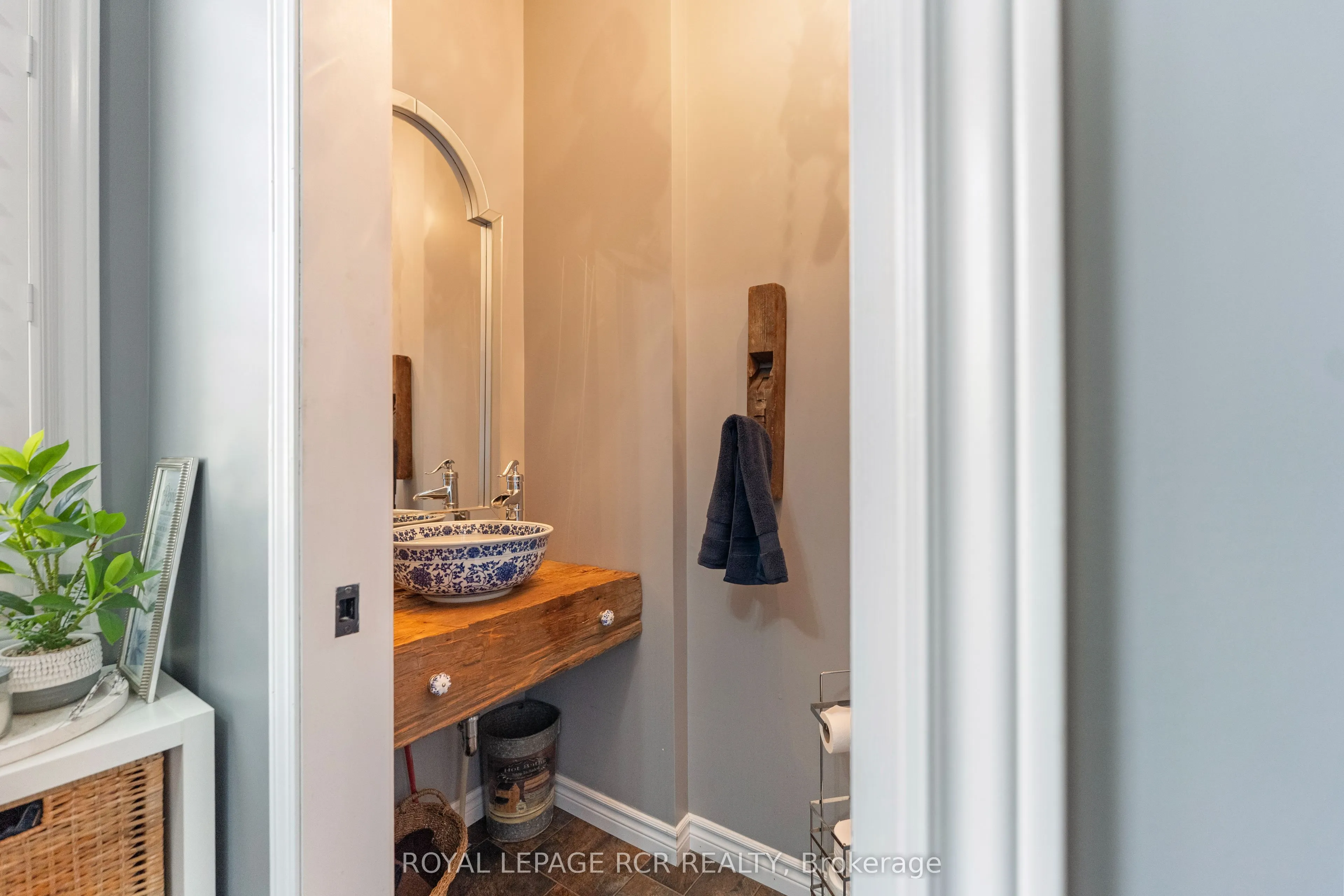 178 Frederick Street W