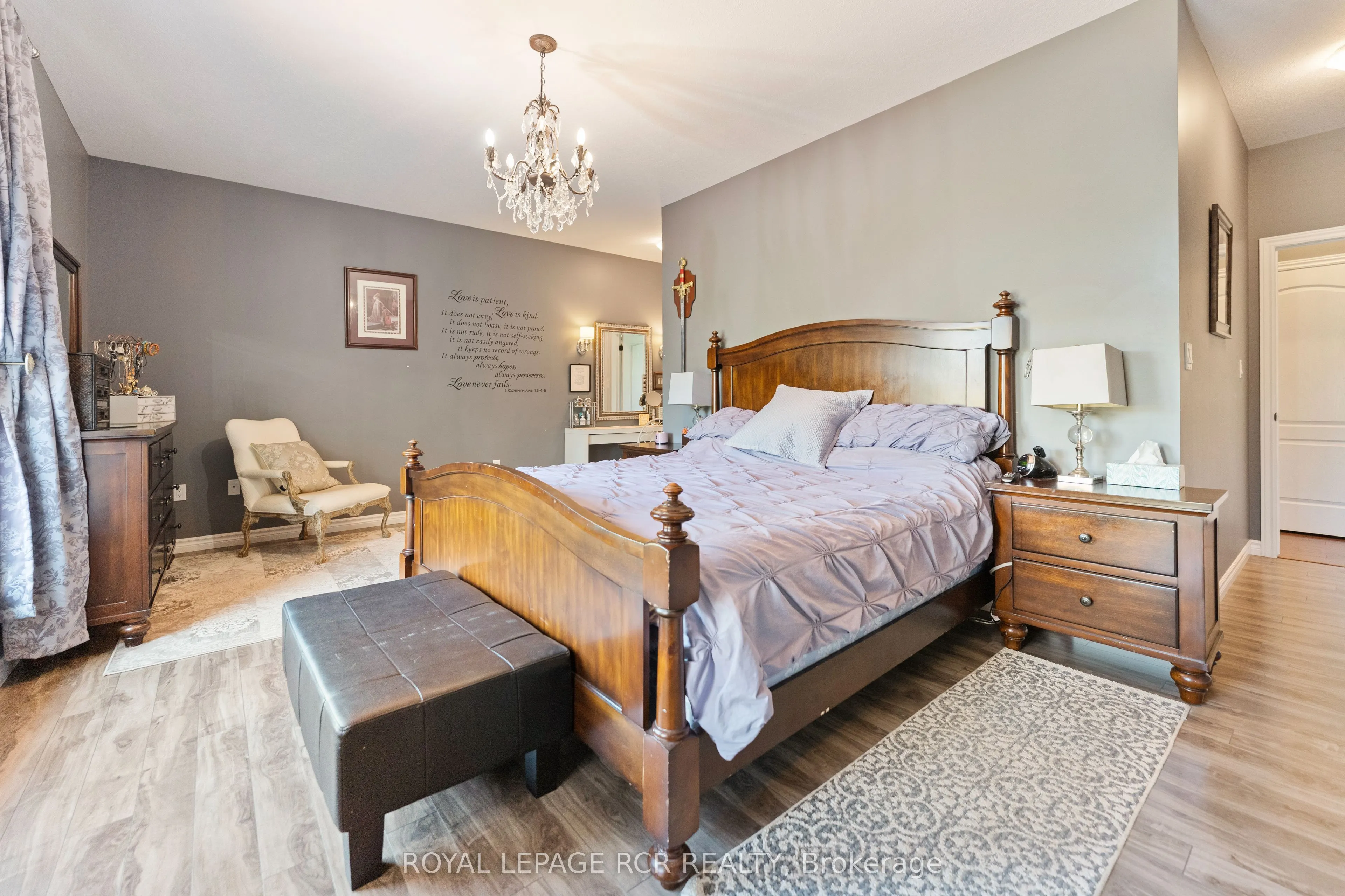 178 Frederick Street W