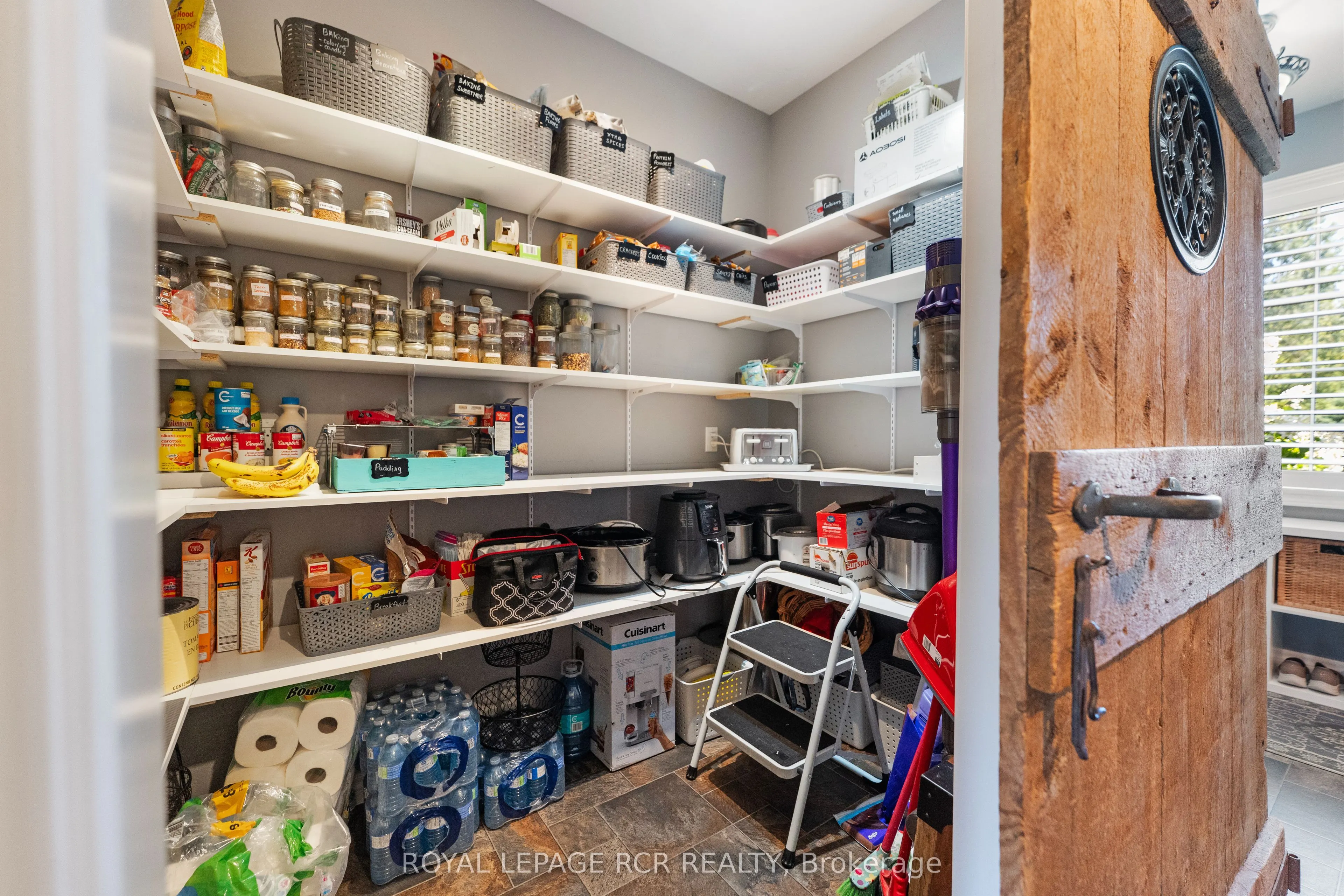 178 Frederick Street W