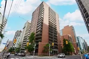 475 Laurier Avenue W #1107