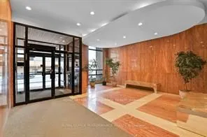 475 Laurier Avenue W #1107