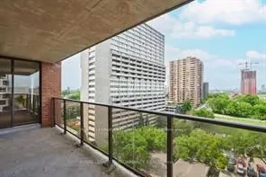 475 Laurier Avenue W #1107
