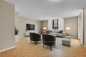 475 Laurier Avenue W #1107