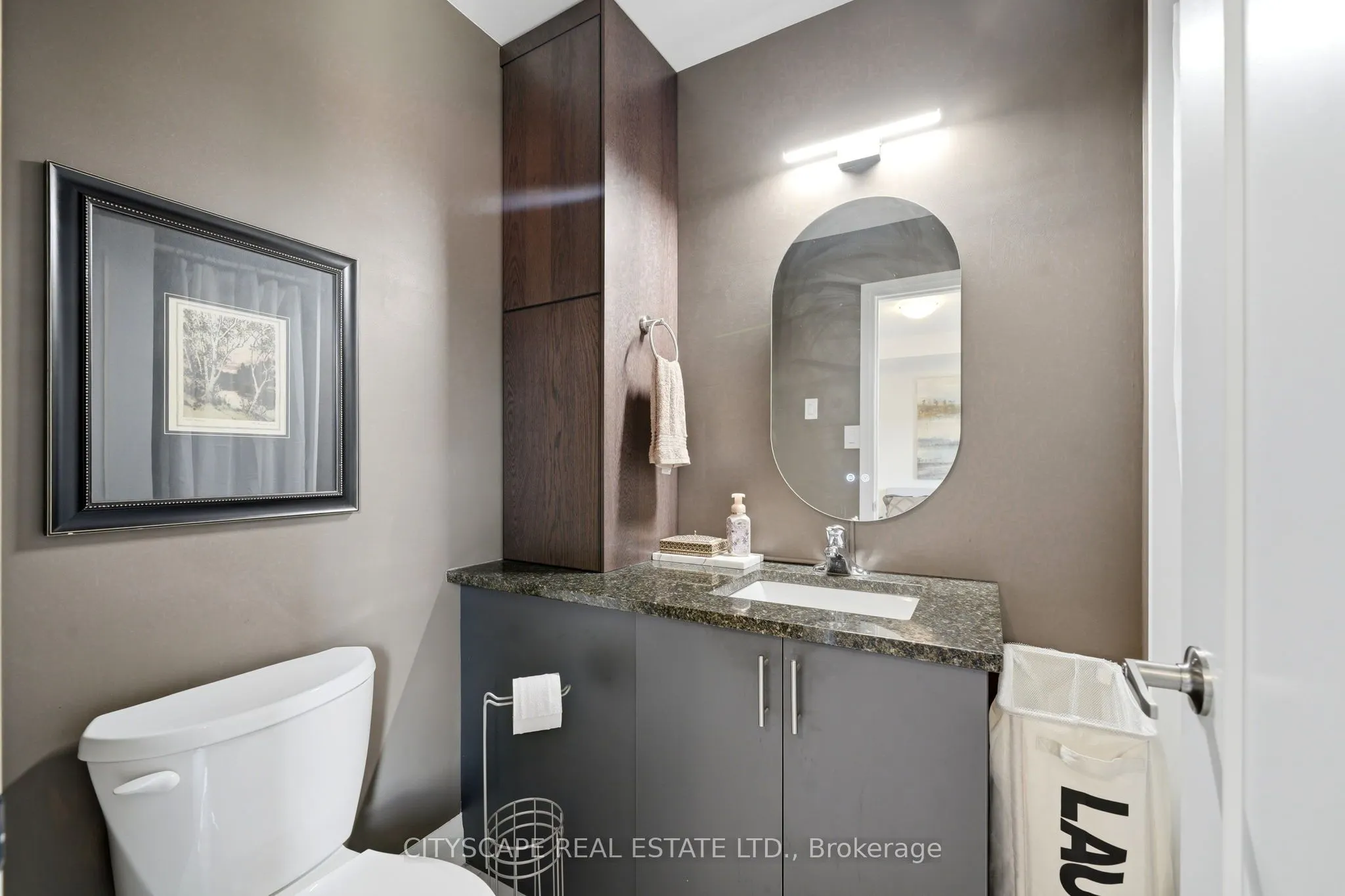 2 Willow Street #28