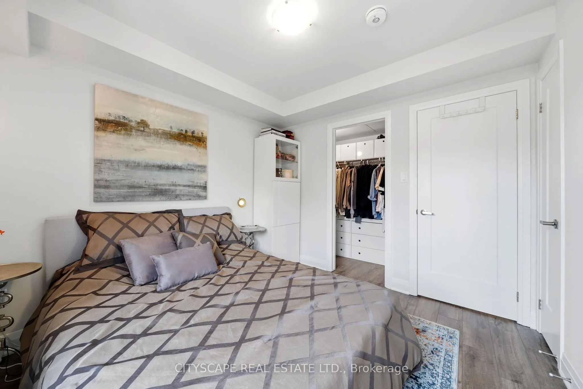 2 Willow Street #28