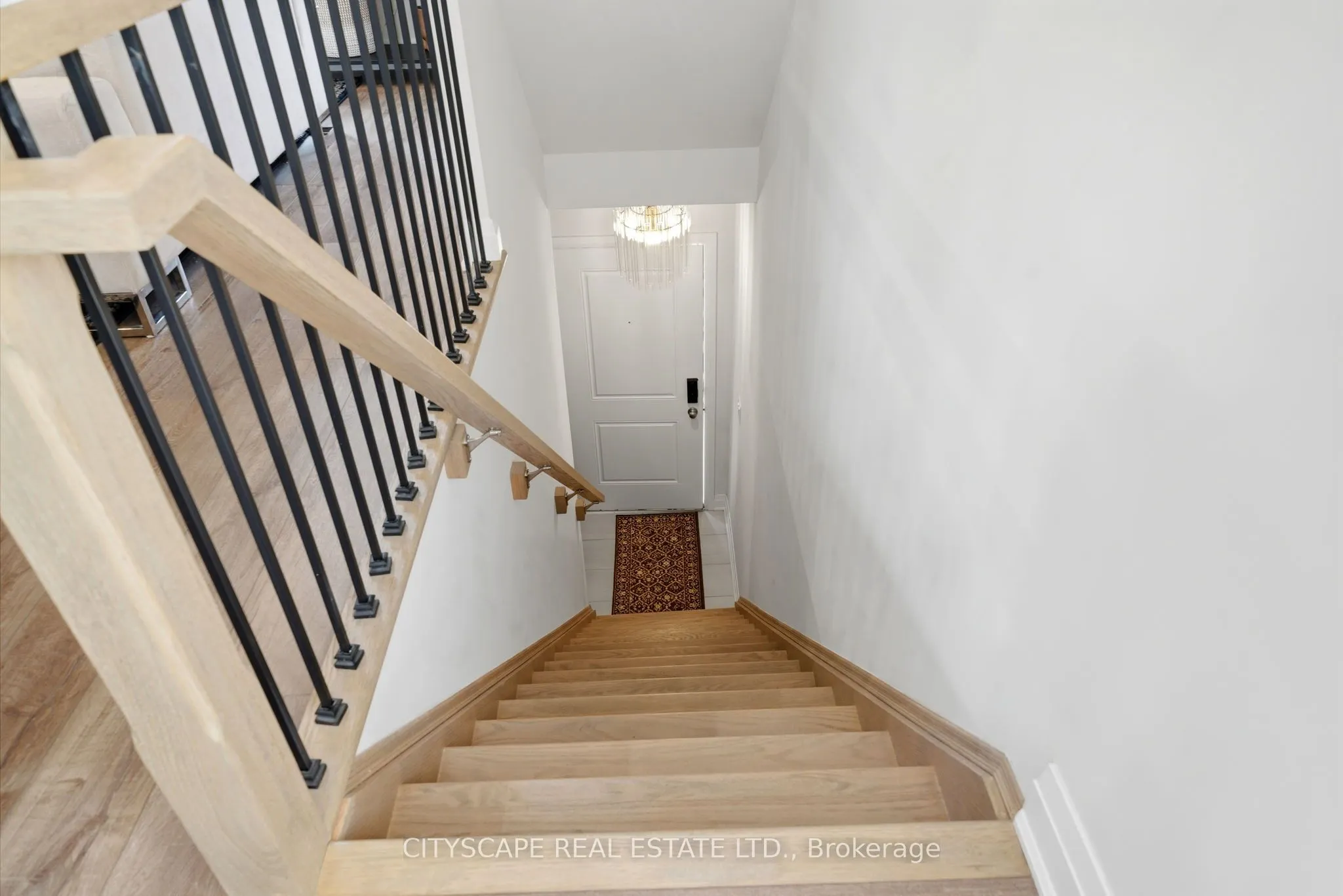 2 Willow Street #28