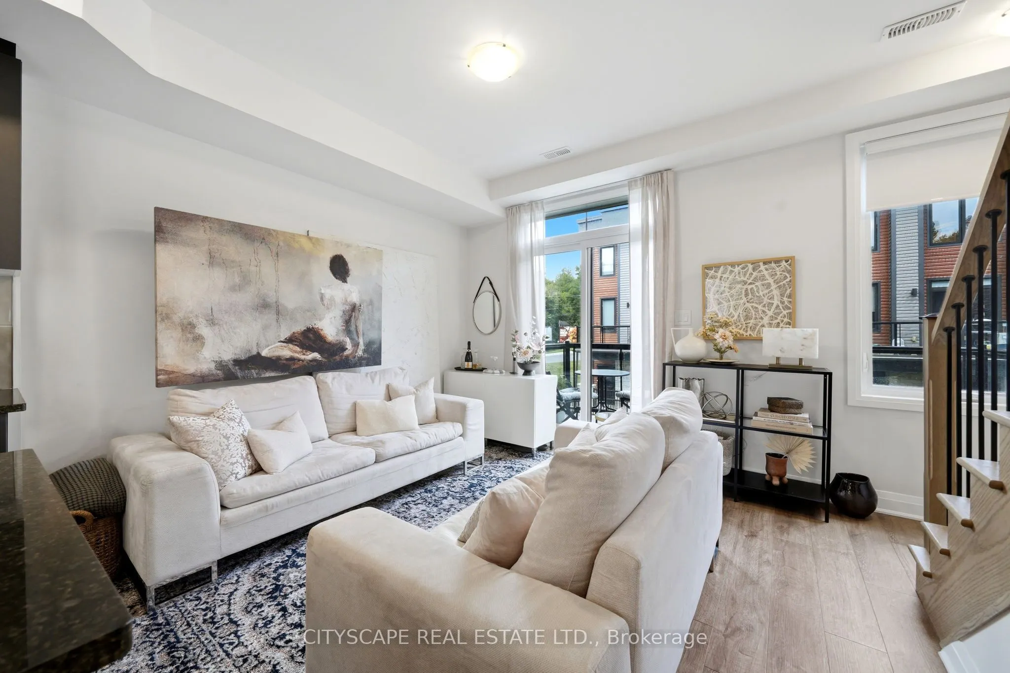 2 Willow Street #28