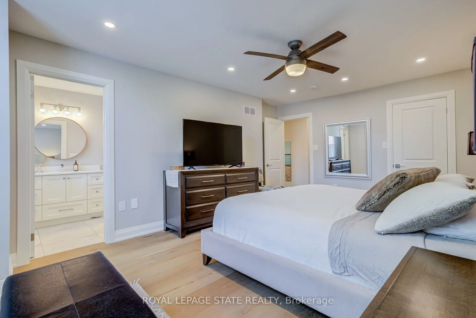 502 Barton Street #27