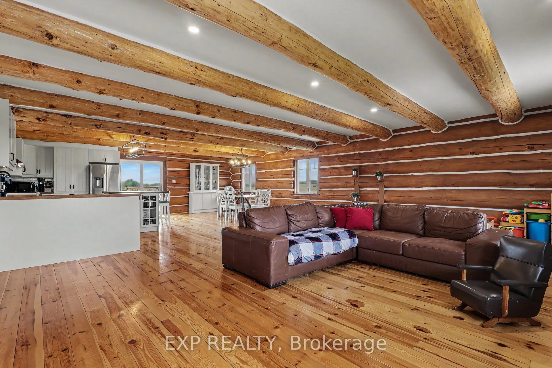 2661 Concession 2 Street