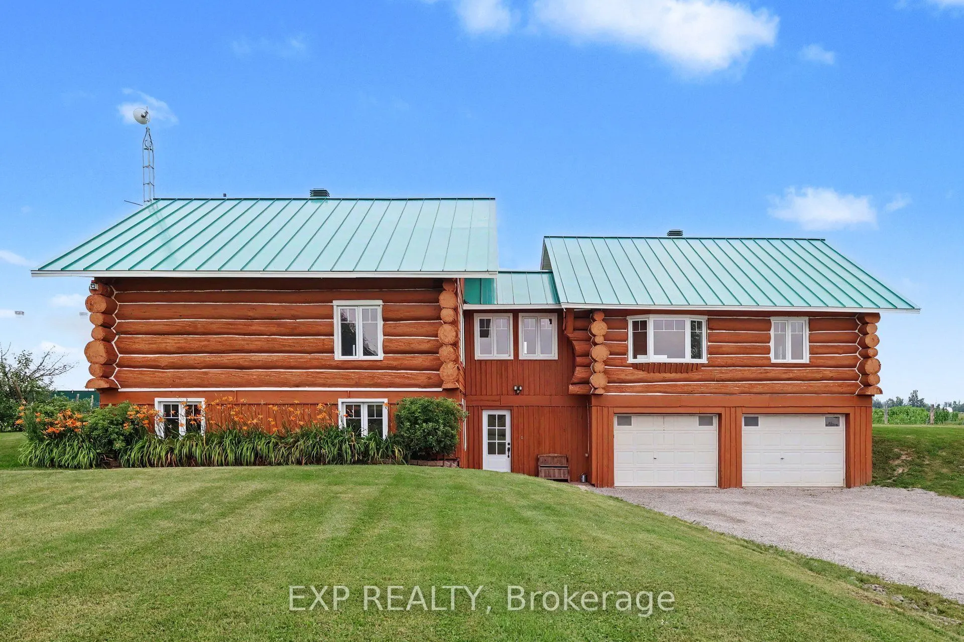 2661 Concession 2 Street